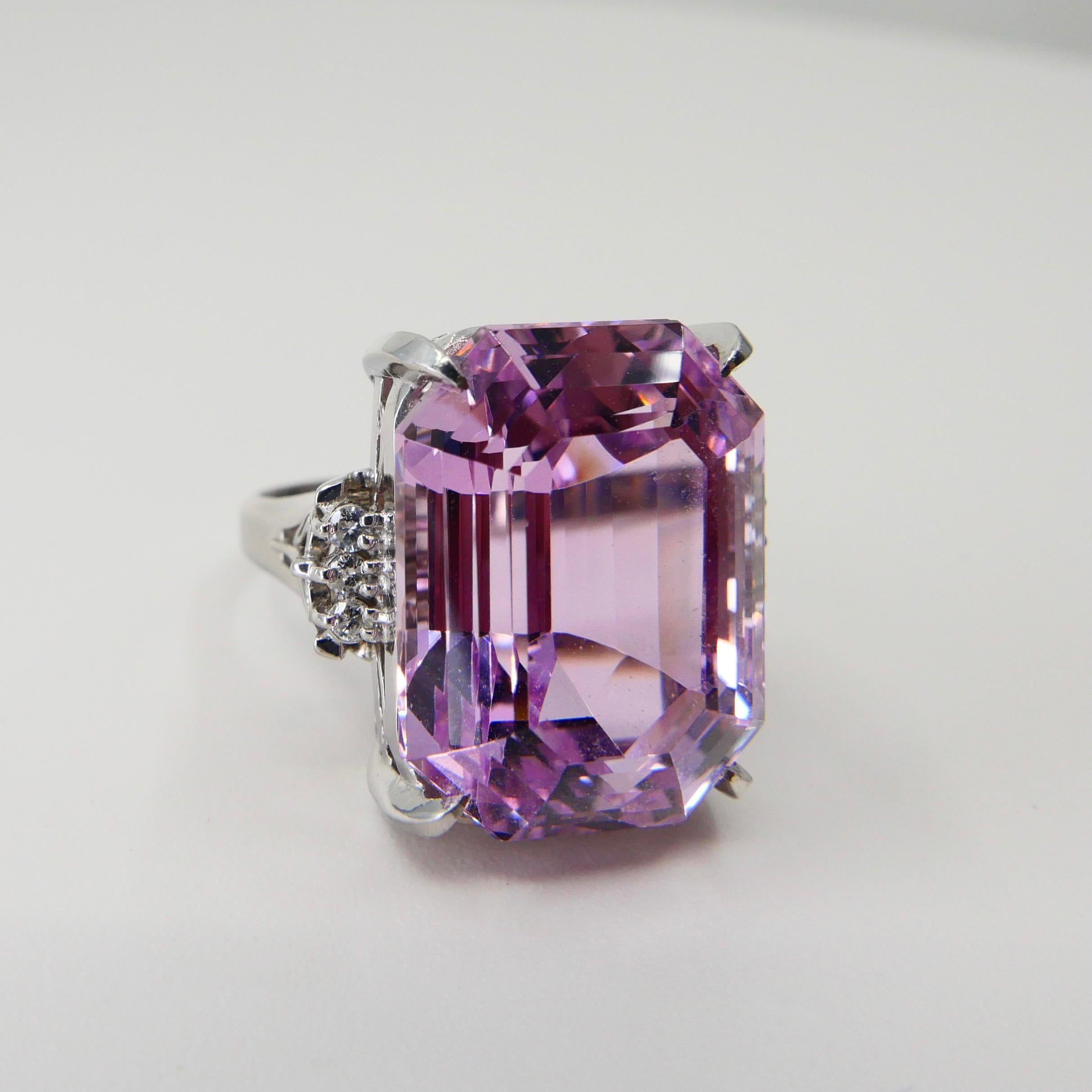 21.95 Ct Emerald Step Cut Pink Kunzite & Diamond Cocktail Ring, Statement Piece In New Condition In Hong Kong, HK