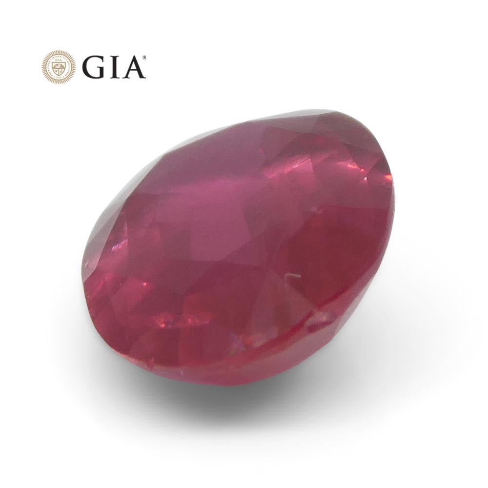 Rubis rouge ovale 2,19 carats certifié GIA du Mozambique en vente 2