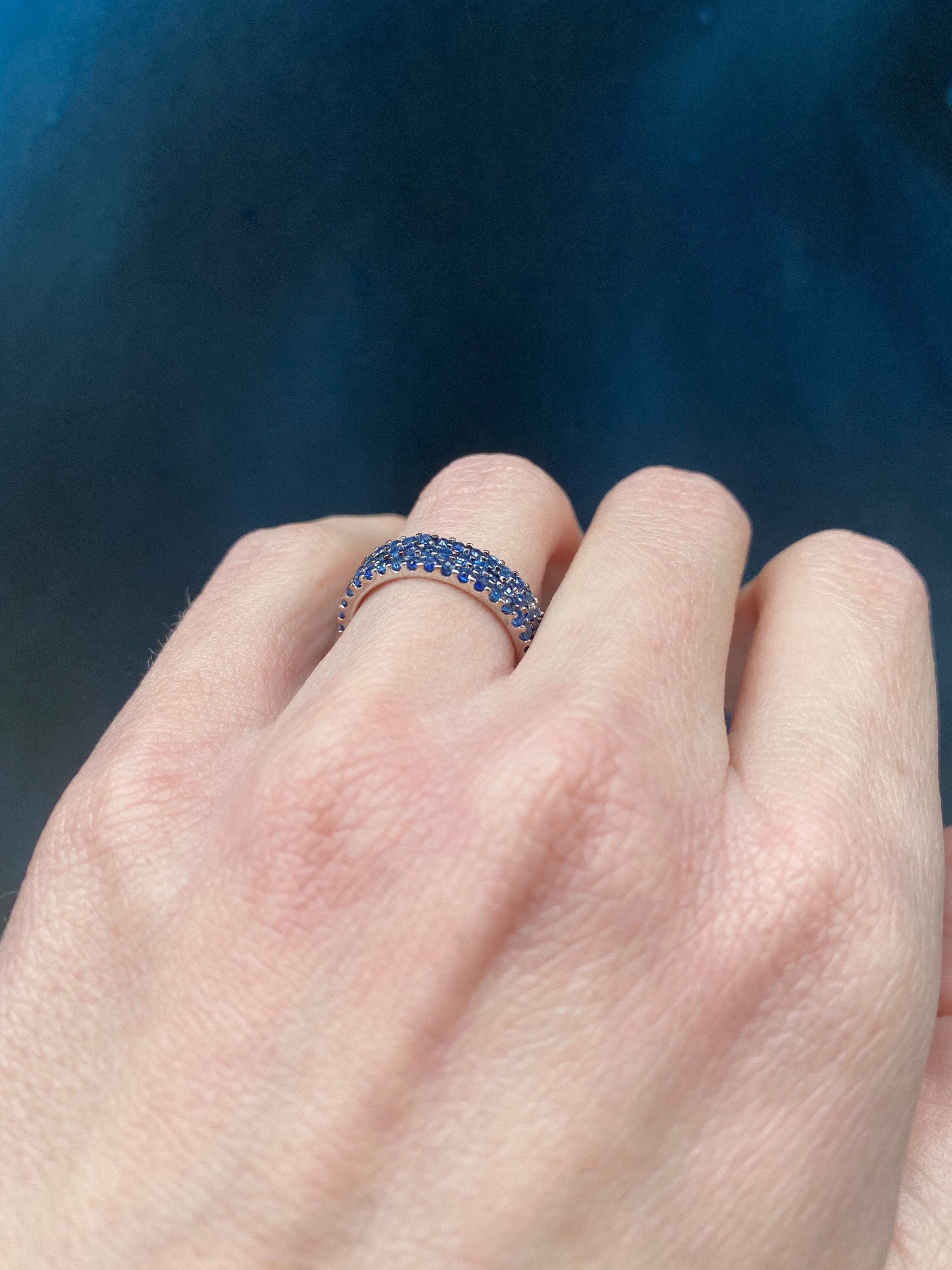2.19ctw Natural Blue Sapphires 3 Row 14k White Gold Eternity Band For Sale 3