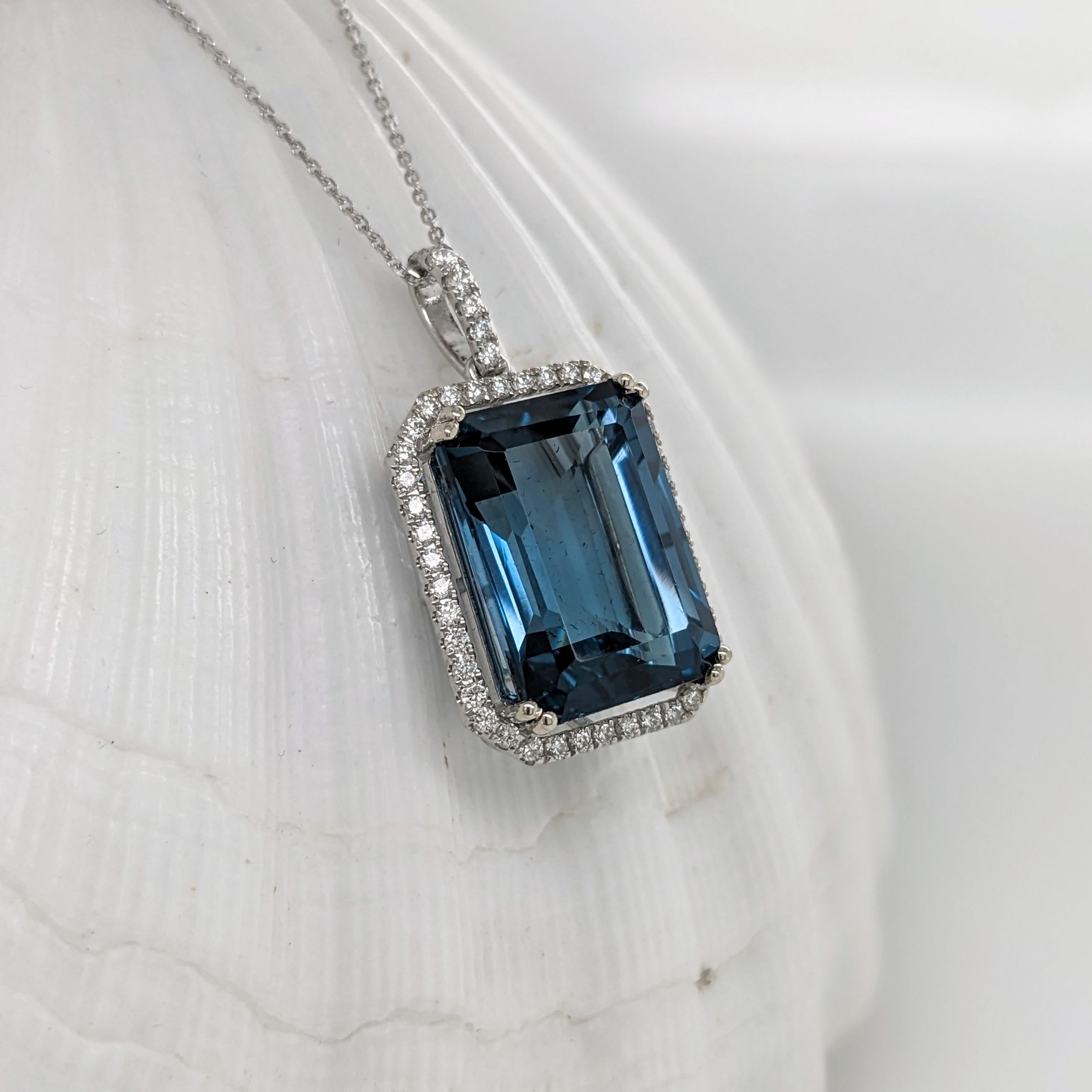Modern 21ct London Topaz Pendant w Earth Mined Diamonds in Solid 14K Gold EM 18x13mm For Sale