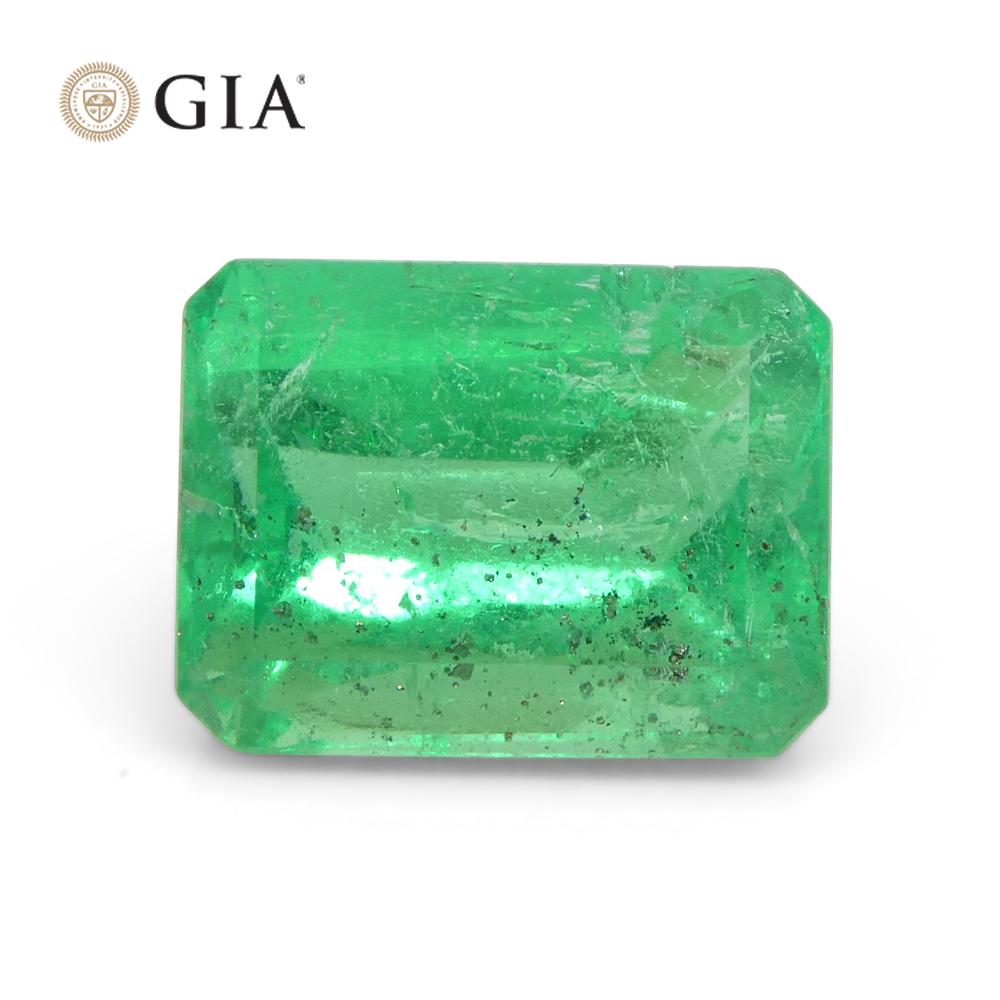 2.1ct Octagonal/Emerald Green Emerald GIA Certified Colombia   In New Condition For Sale In Toronto, Ontario