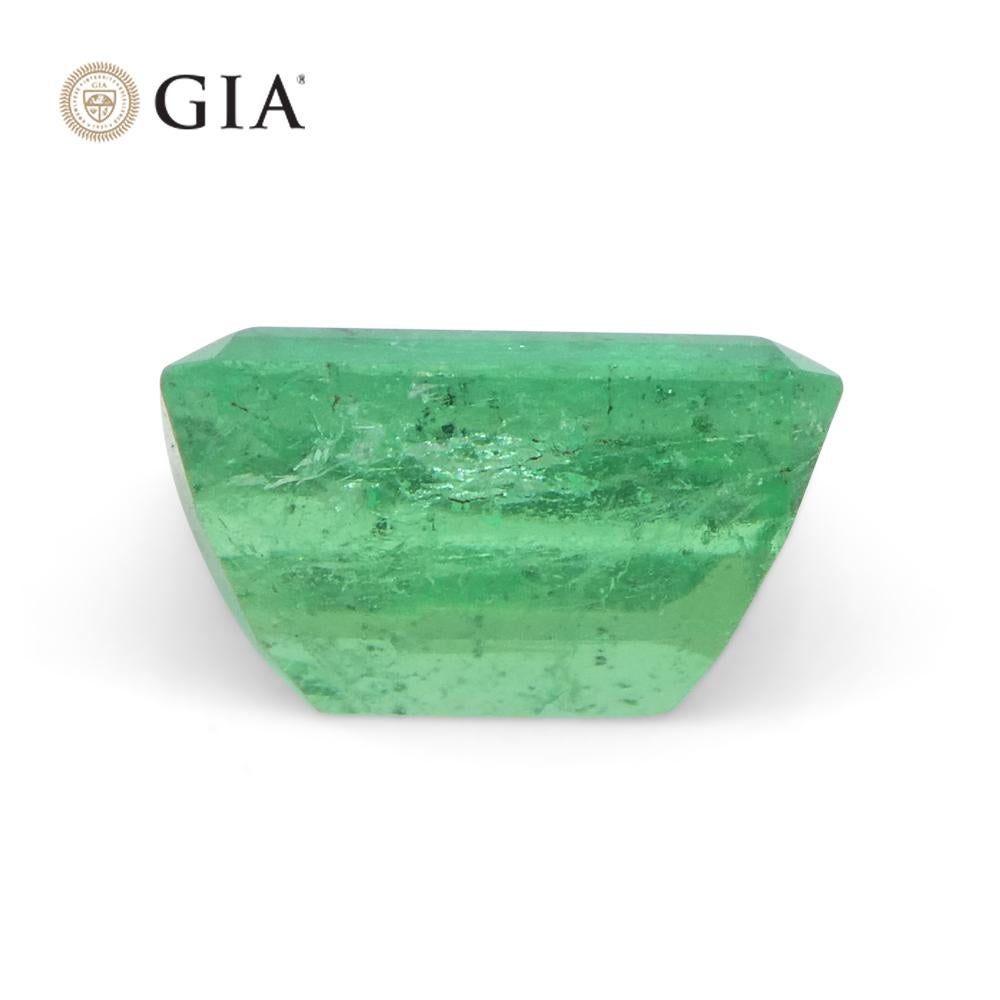 2.1ct Octagonal/Emerald Green Emerald GIA Certified Colombia   For Sale 2