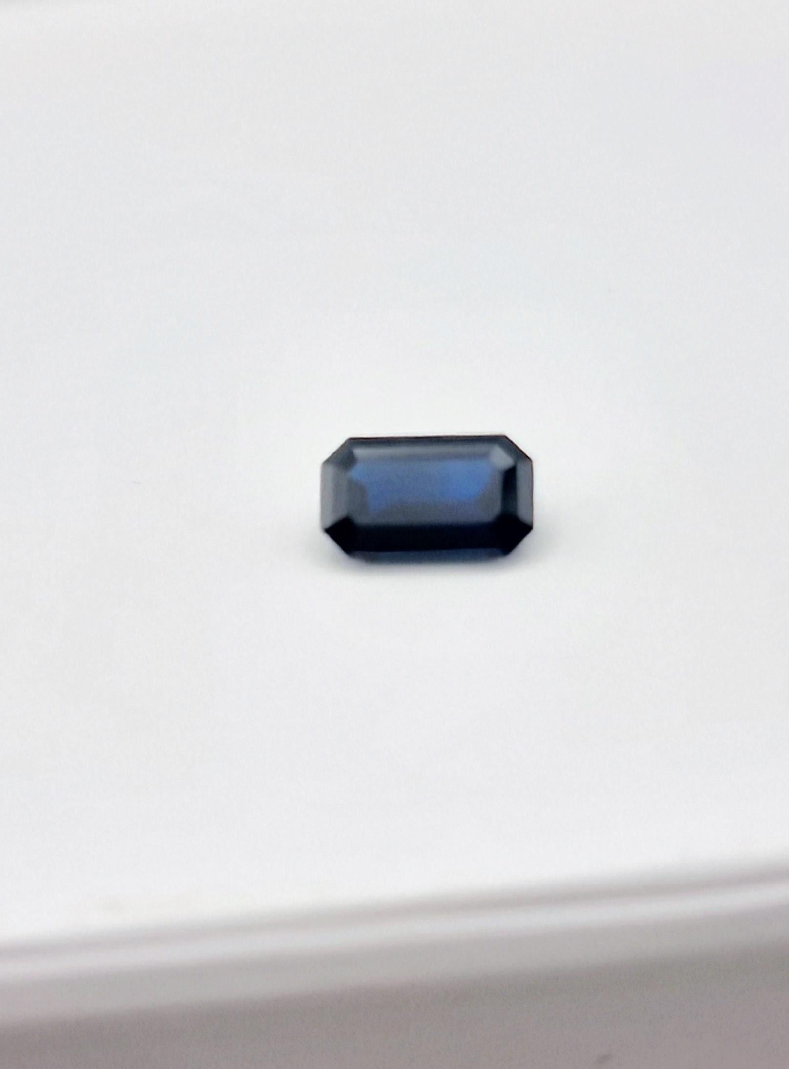 2,1ct Rechteckig Dunkelblau Natürlicher Saphir Edelstein (Moderne) im Angebot