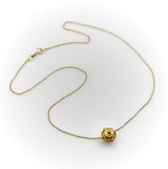 Collar con cuenta de estilo etrusco renacentista de oro de 21 quilates y cadena de oro de 14 quilates