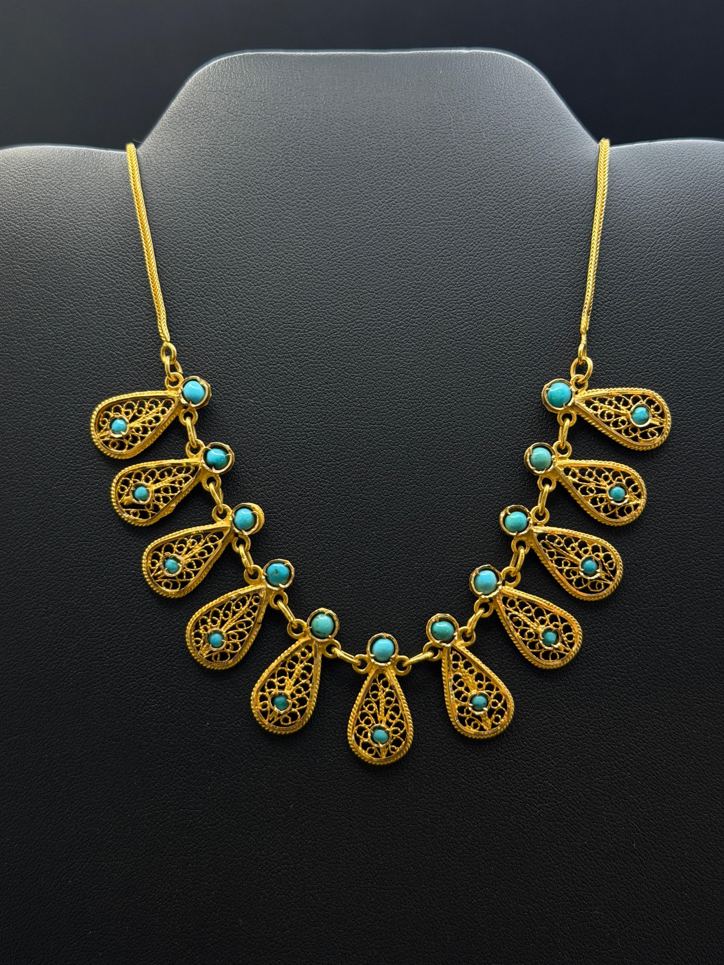 Collier en or jaune 21K avec turquoise, Paisley traditionnel persan Design/One Pour femmes en vente