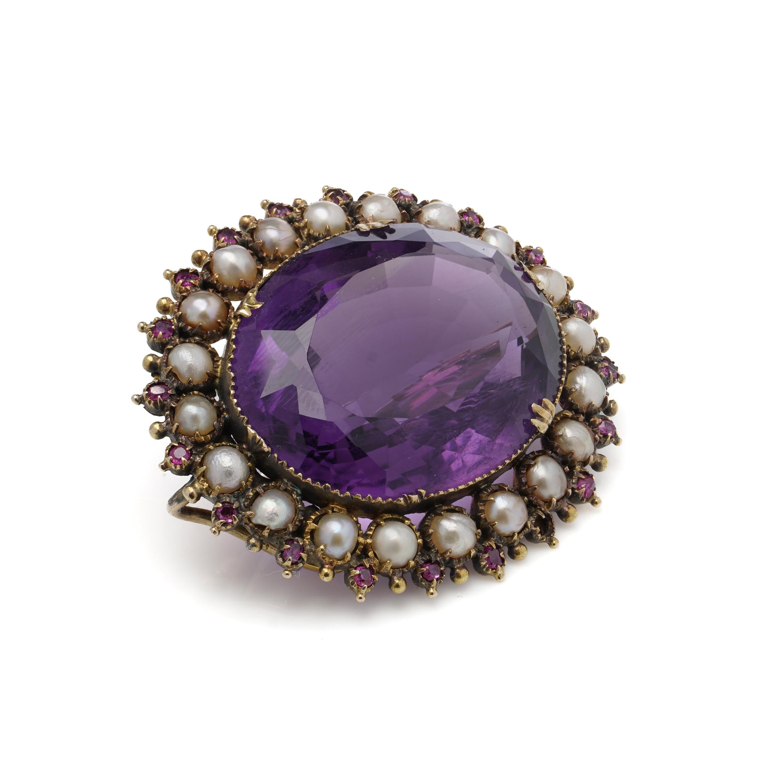 Broche en or 21KT avec améthyste, rubis et perle Pour femmes en vente