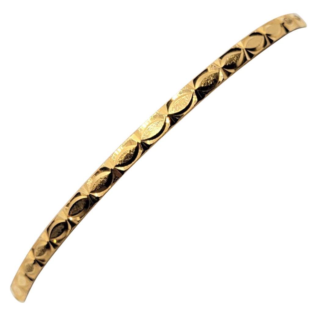 Armreif aus 21 Karat Gold 8.30 Gr, gestempelt AS21K, Diamantschliff, 68 mm Durchmesser