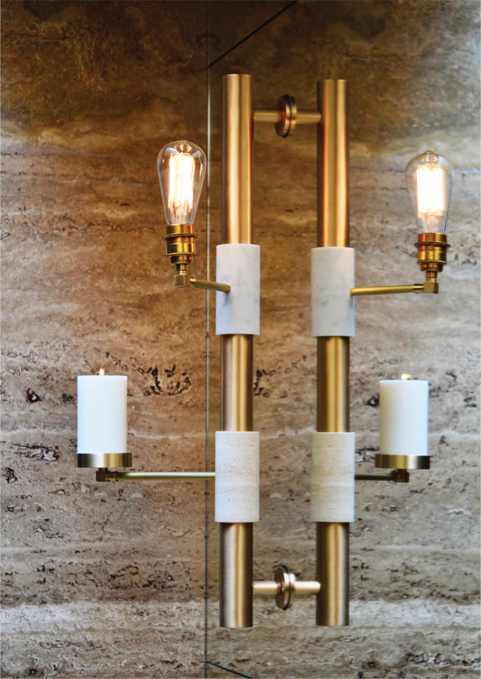 These torch wall lamps punctuate the spaces by claiming their art deco style. They fit with elegance in a contemporary interior, refined in their lines. Several wall lamps in the same interior recall, by touch, the Parisian brasseries and 1930s