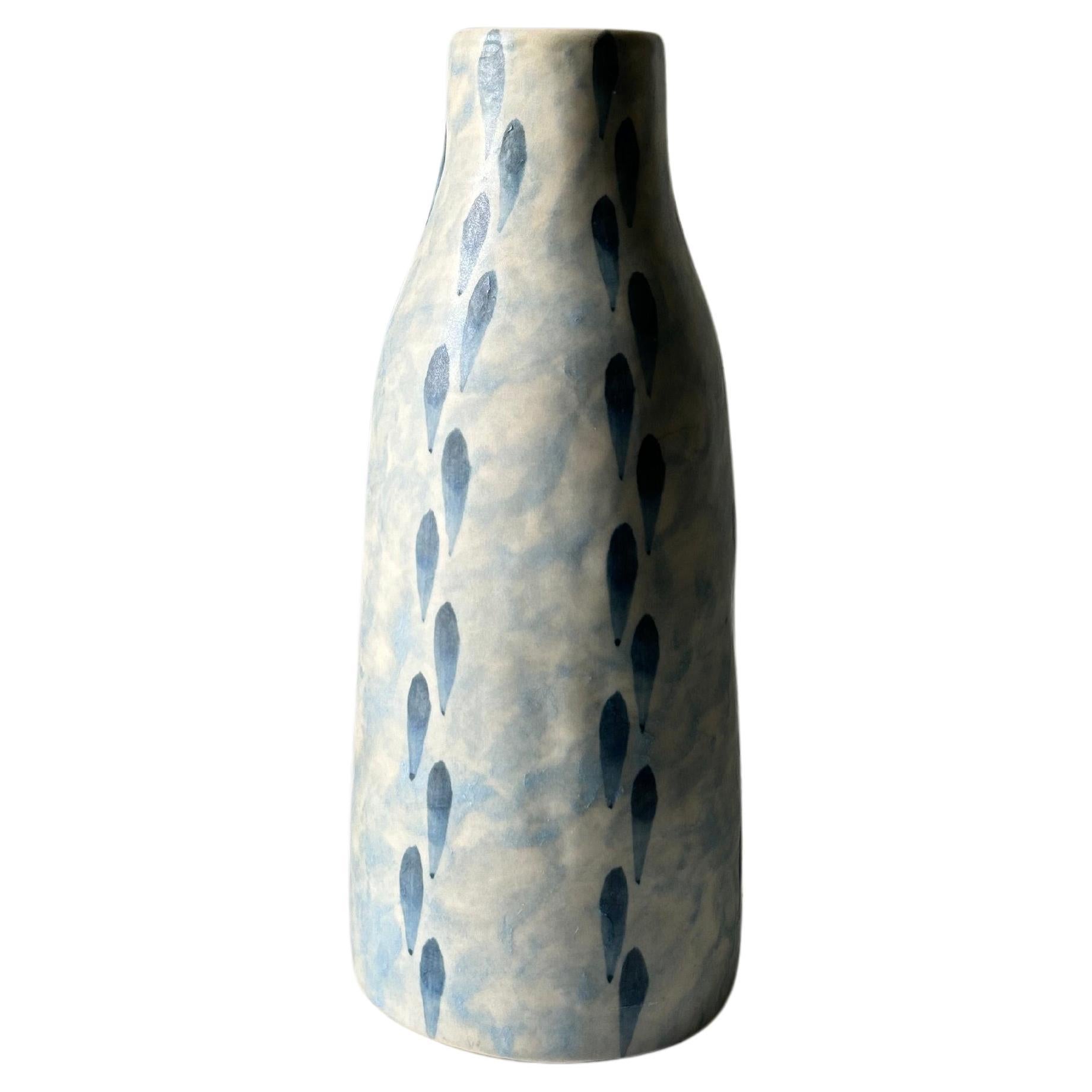 21. Jahrhundert. Vase mit Tropfmuster im Angebot