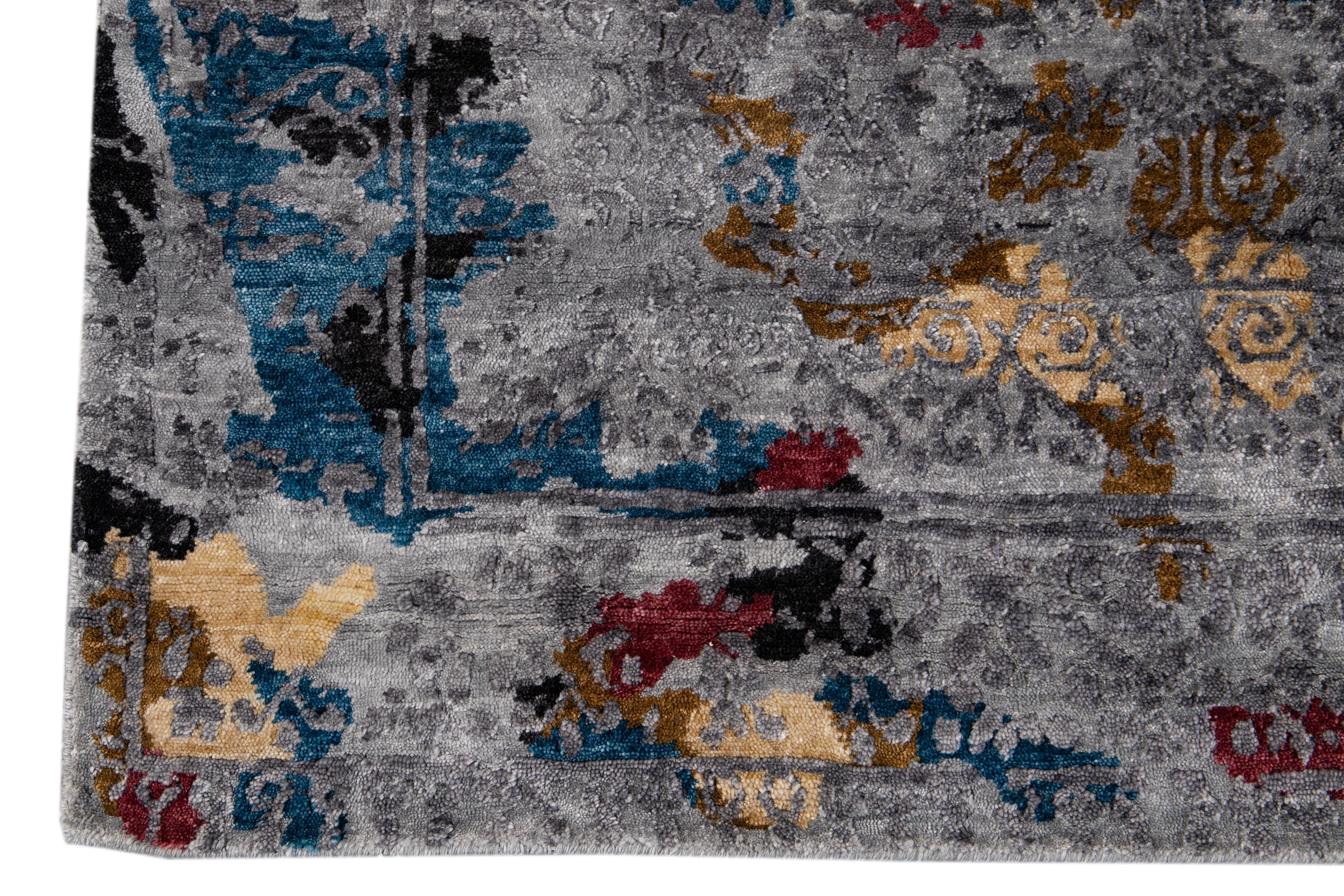 21st Century Modern Wool and Silk Rug For Sale 2