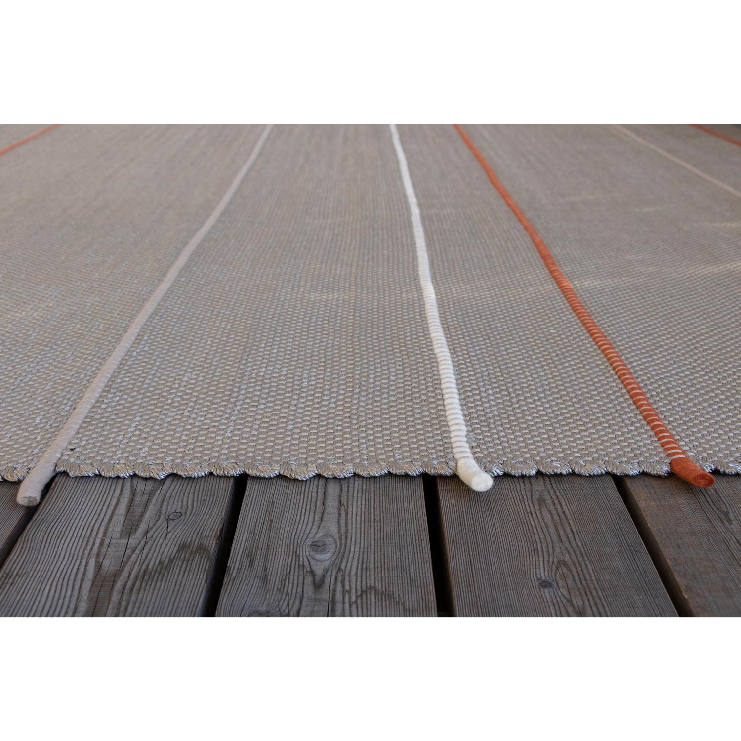 Hellgrauer, langer Teppich von Deanna Comellini aus dem 21. Jahrhundert, auf Lager 164x370 cm (Moderne) im Angebot
