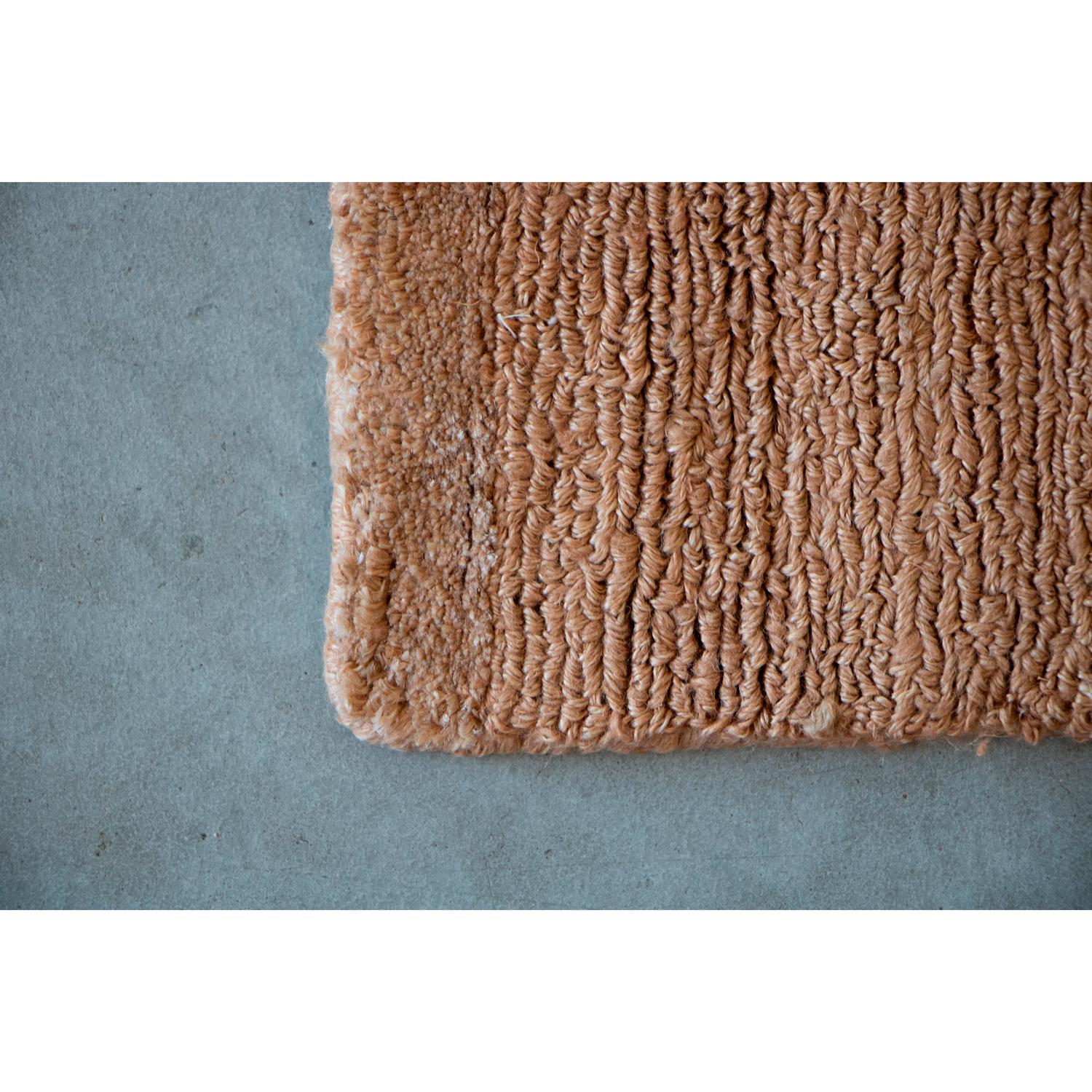 Hand-Woven 21st Century Neutral Tones Natural Linen Rug by Deanna Comellini 150x250 cm For Sale