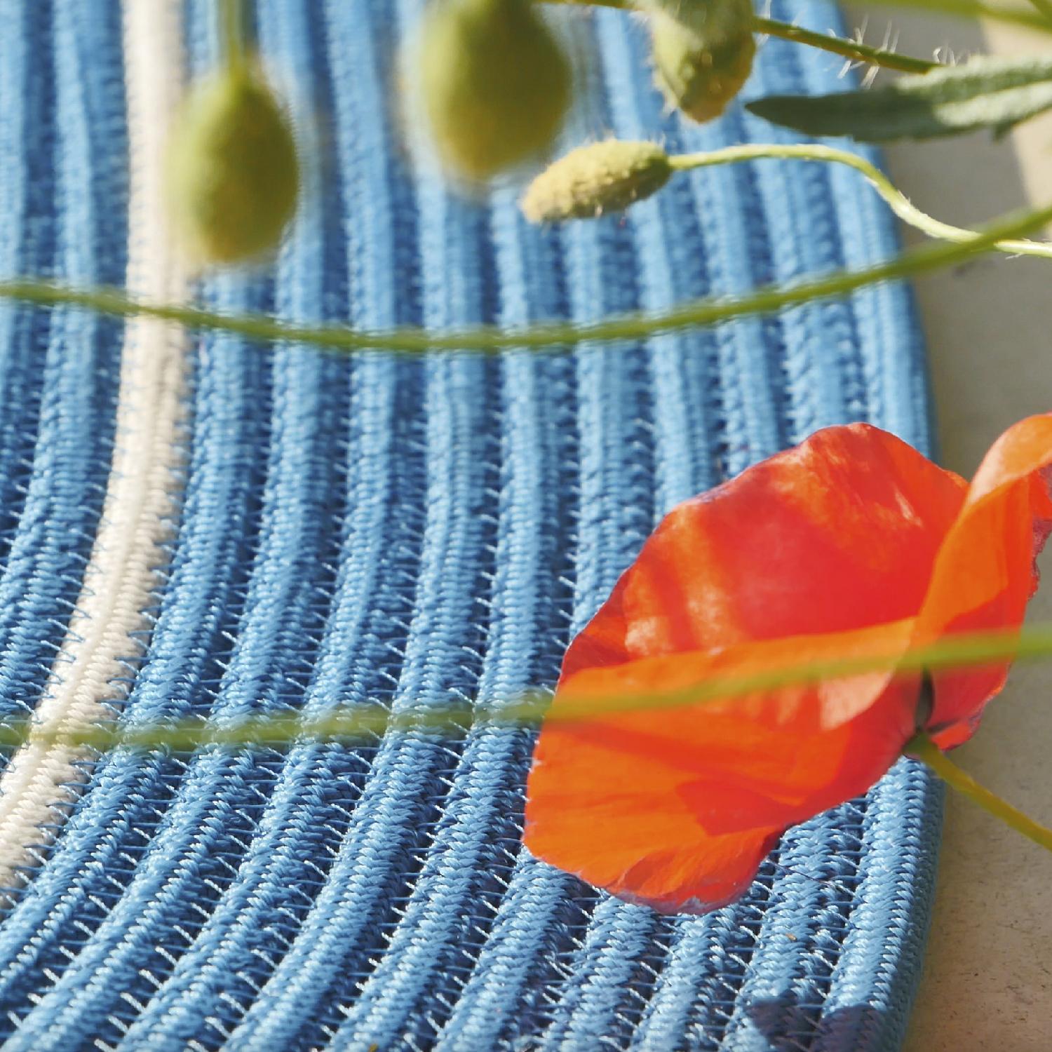 Tappeto Moderno Design Exterior Ovale Azzurro de Deanna Comellini 200x300 cm Otro en venta