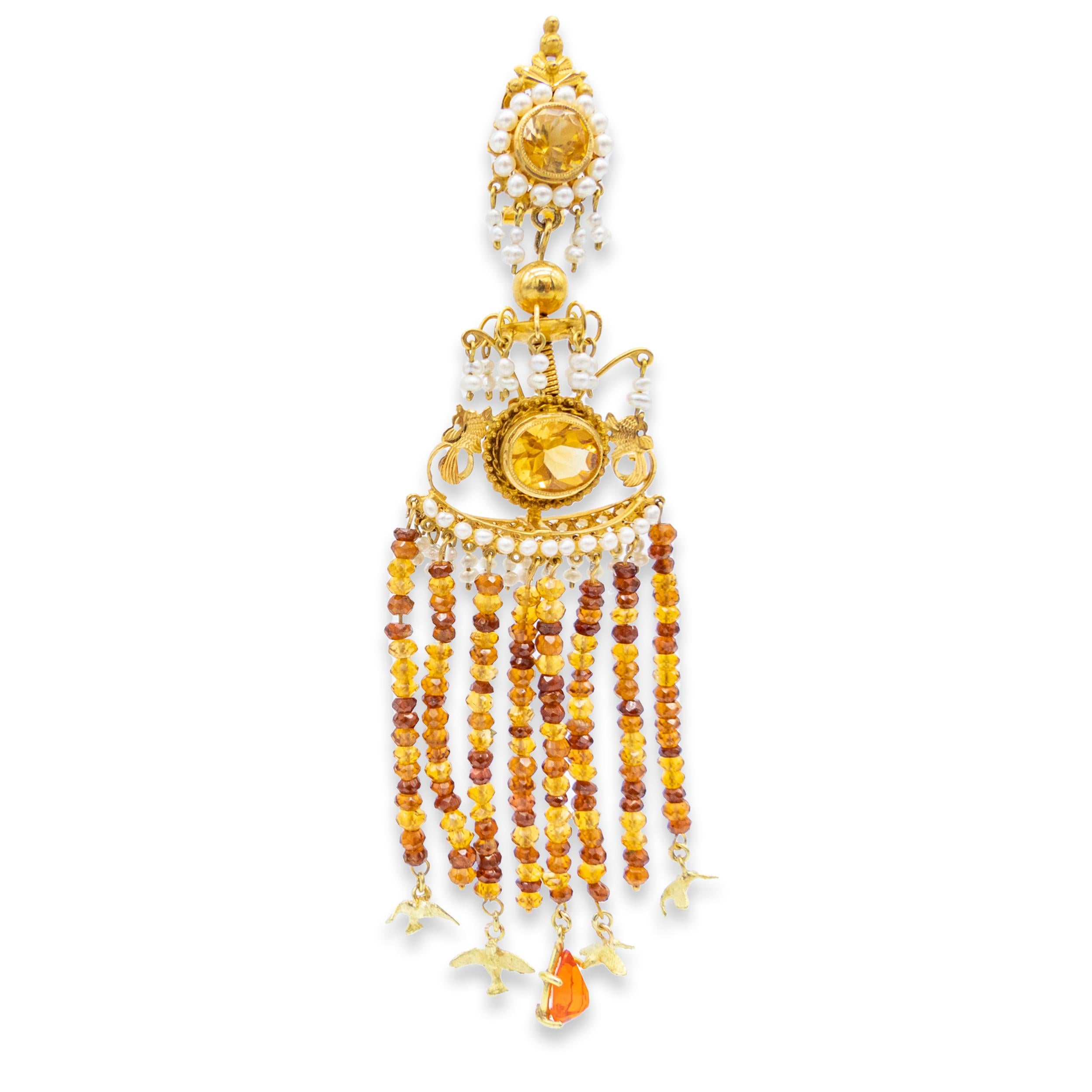 Ohrringe aus 18 Karat Gold Feueropal, Perlen, Topas und orangefarbenen Saphiren, 21. Jahrhundert (Moderne)
