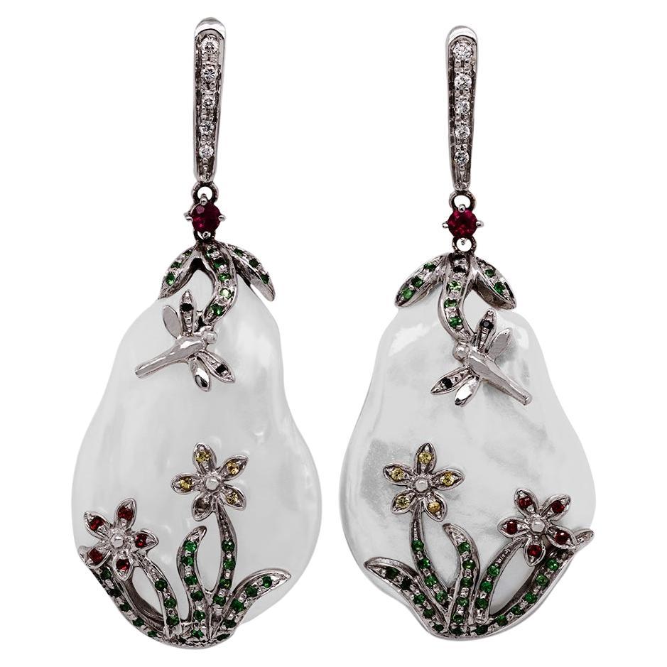 21ème siècle Boucles d'oreilles pendantes en or 18 carats perle diamant rubis tsavorite saphir