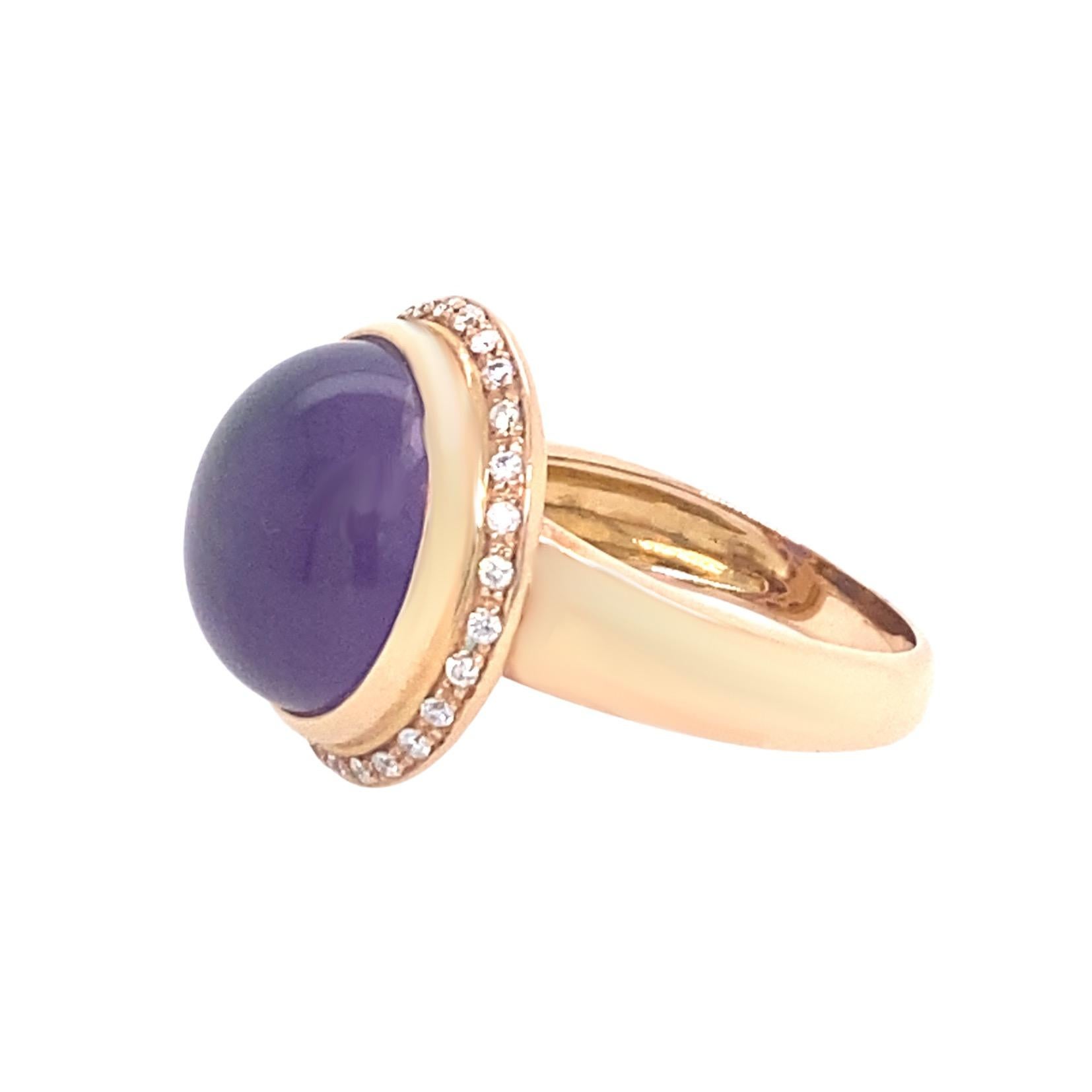 Contemporary 21st Century 18 Karat Gold Smooth Amethyst and F/G VVS Diamond Cocktail Ring For Sale