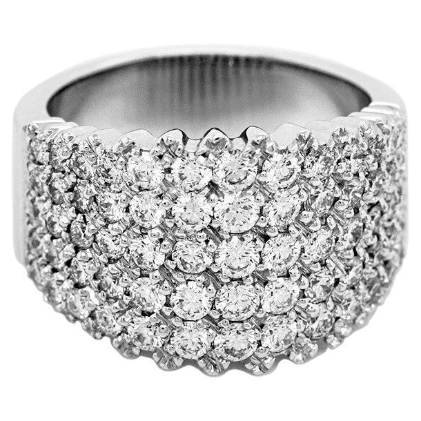 21st Century 18-Karat White Gold 2.4-Carat Round-Cut Diamond Cocktail Ring