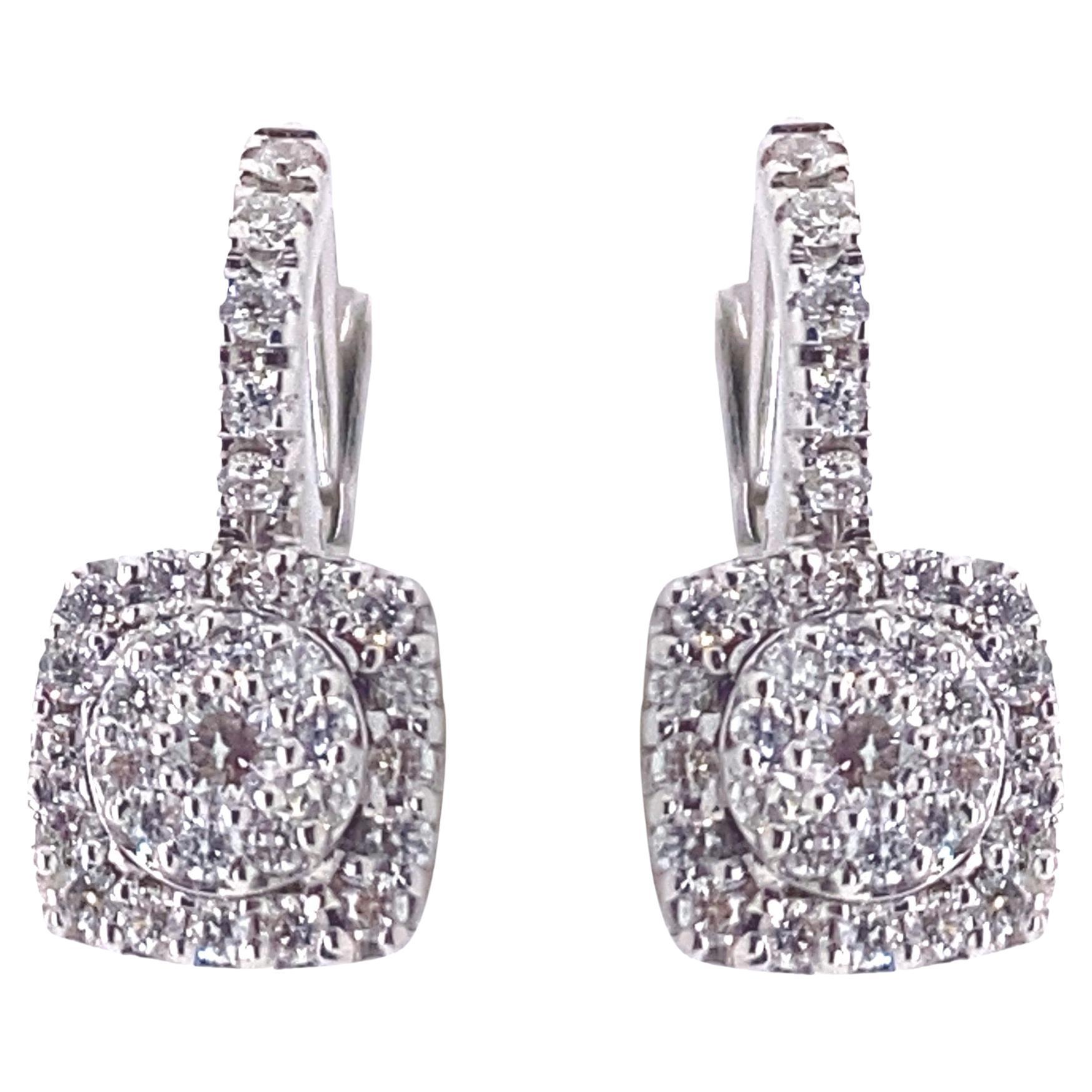 Boucles d'oreilles 21e siècle en or blanc 18 carats, diamant G-VS de 0,49 carat. en vente