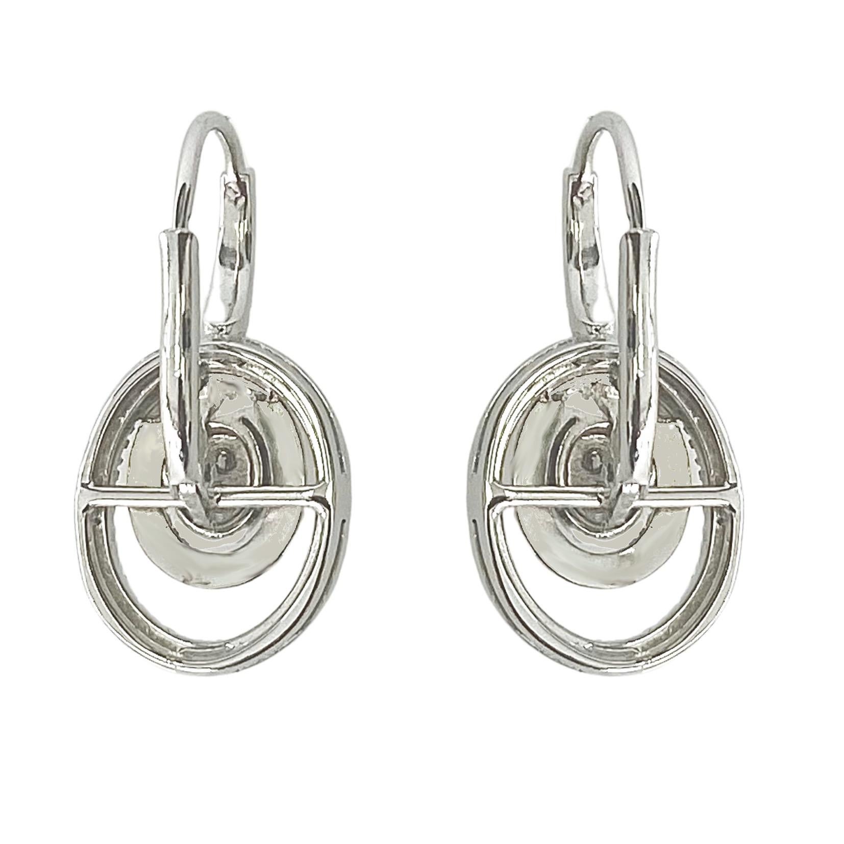 Taille ronde Boucles d'oreilles 21e siècle en or blanc 18 carats avec diamant G-VS de 0,64 carats en vente