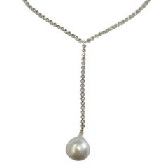 Collier lavallière en or blanc 18 carats et diamants et perles F/G VVS, XXIe siècle