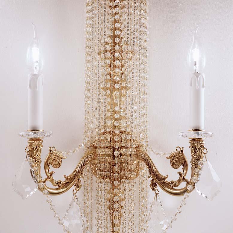 italien 21e siècle, 2 Lights Bronze Applique dans le style de Luigi XVI en vente