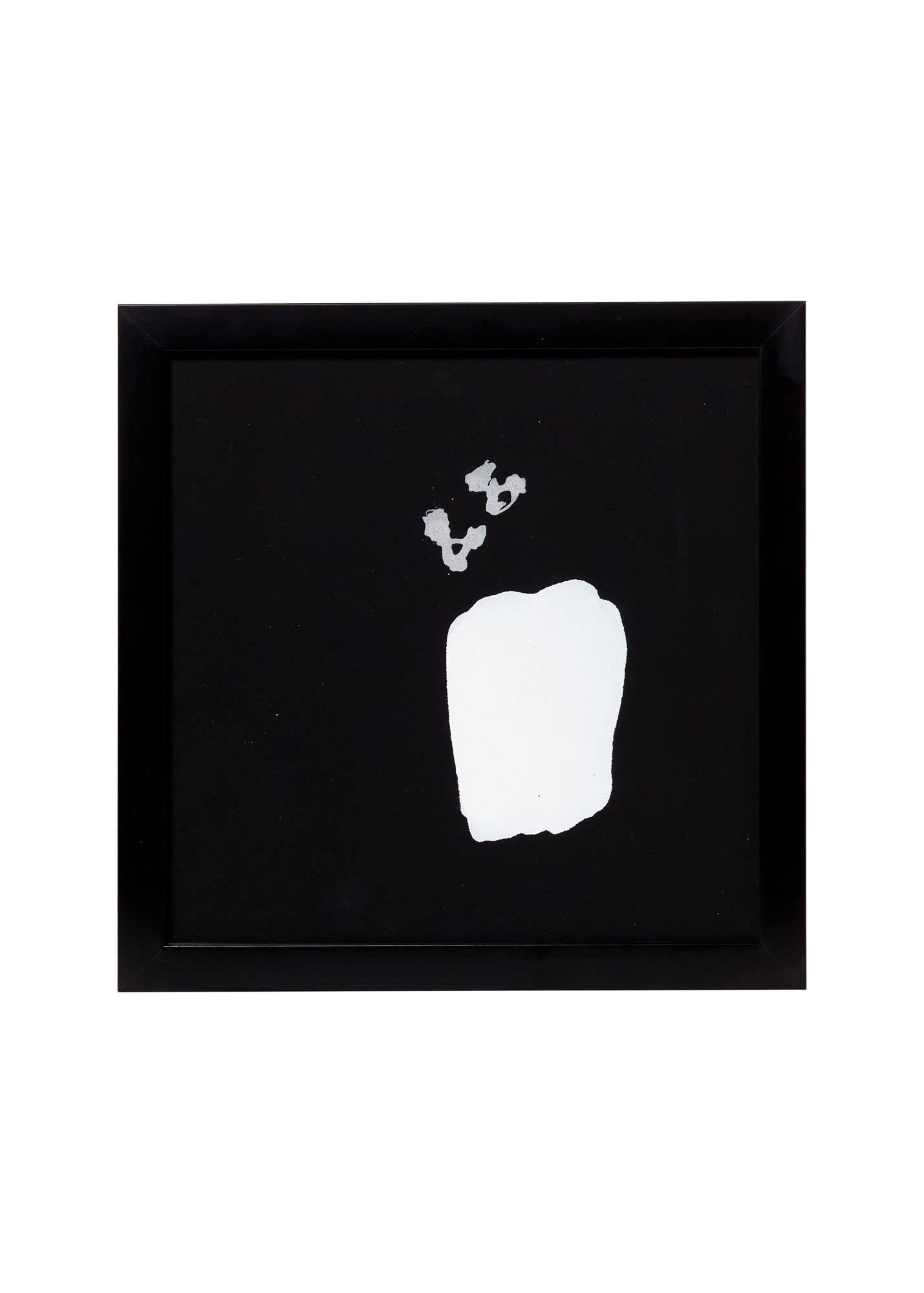 Gerahmte weiße auf schwarze Gemälde „4“ von Greg Dickerson, 21. Jahrhundert im Zustand „Neu“ im Angebot in Chicago, IL