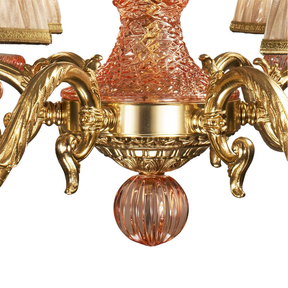 Louis XVI 21e siècle, lustre à 6 lumières en cristal rose et bronze  en vente