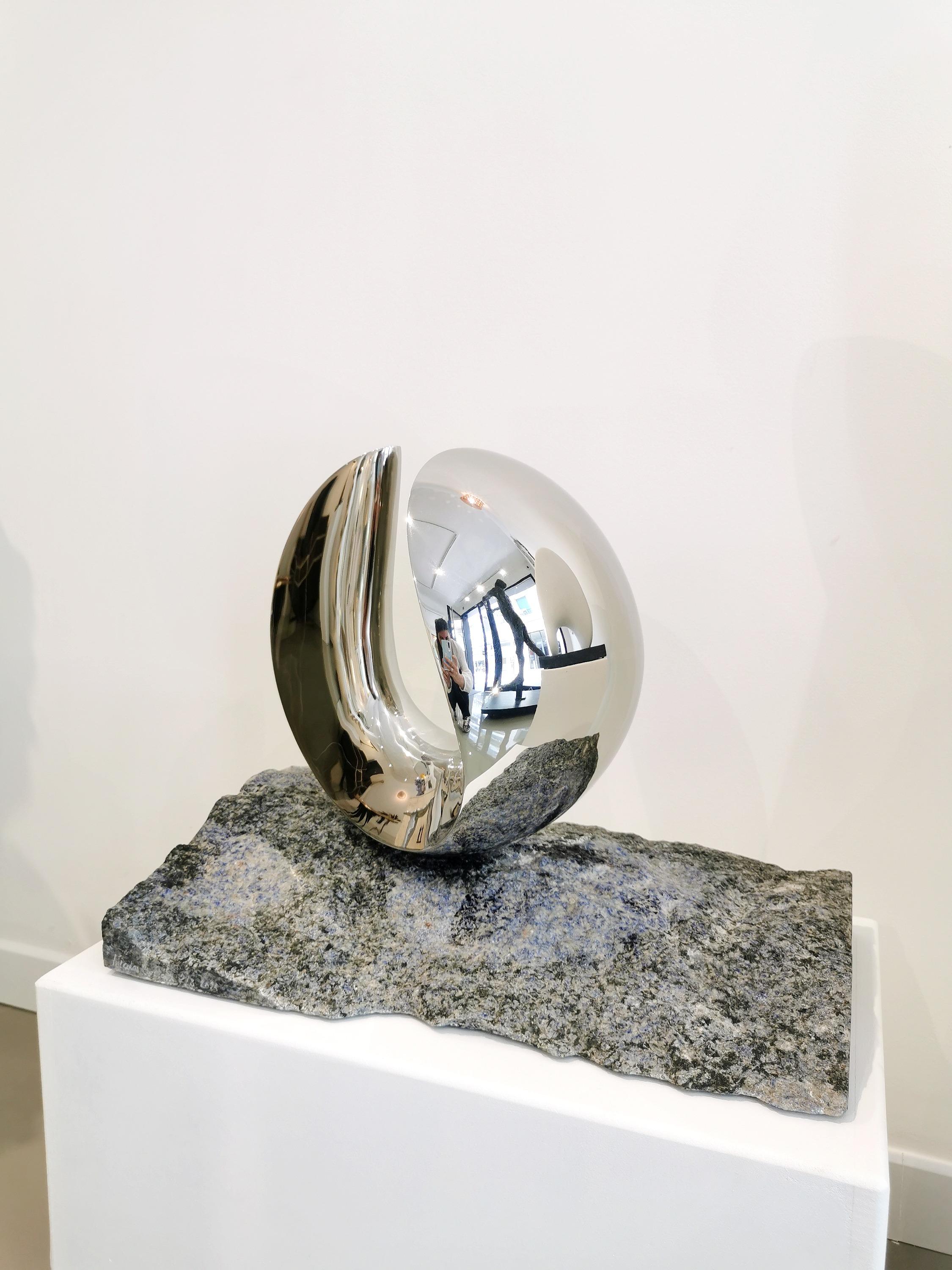 Moderne Bague sculptée abstraite du 21e siècle par Nicolas Bertoux en vente
