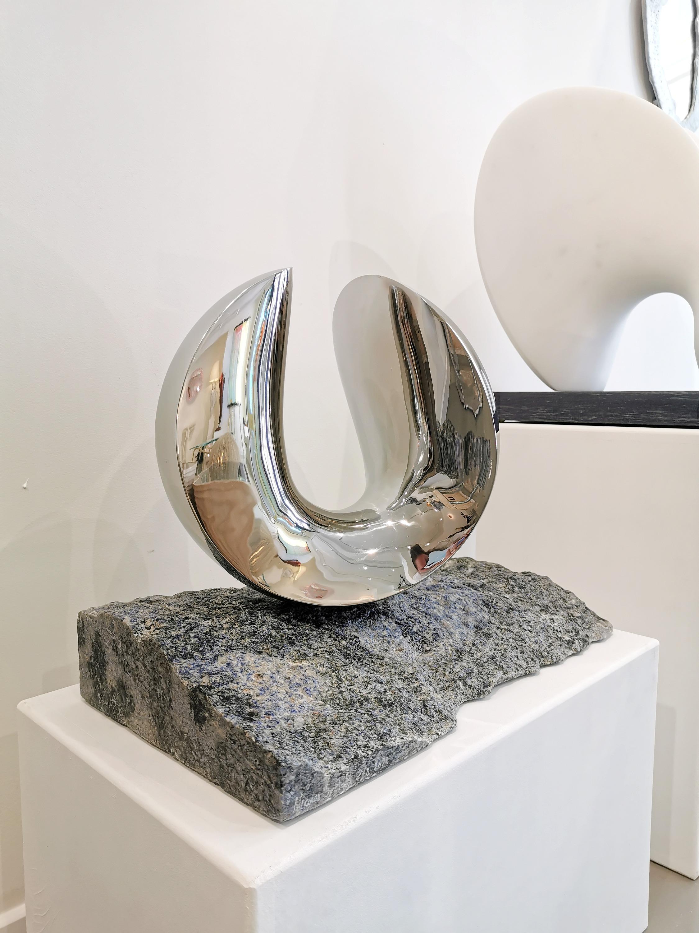 italien Bague sculptée abstraite du 21e siècle par Nicolas Bertoux en vente
