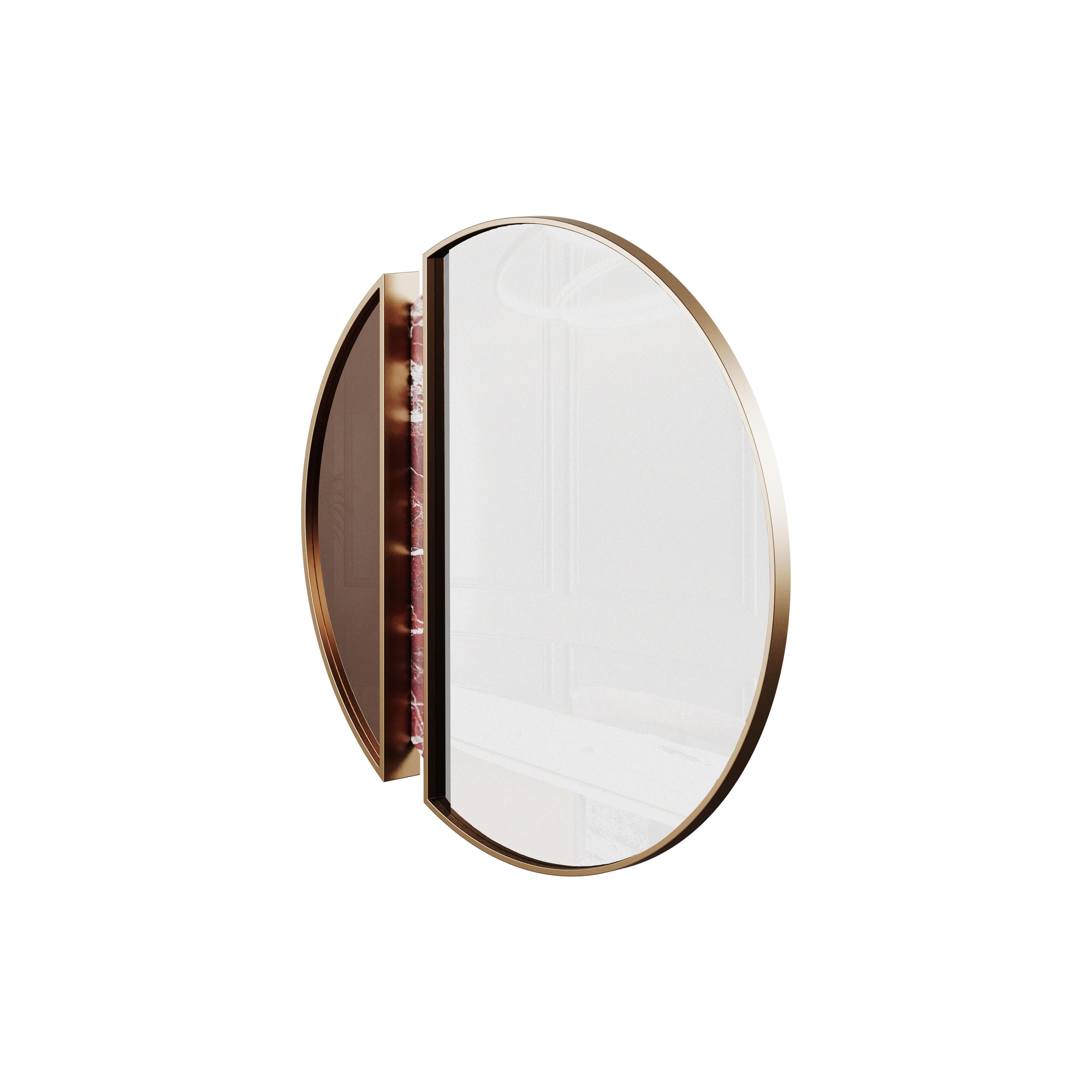 Portugais Miroir Alaska en laiton poli fabriqué au Portugal par Porus Studio en vente