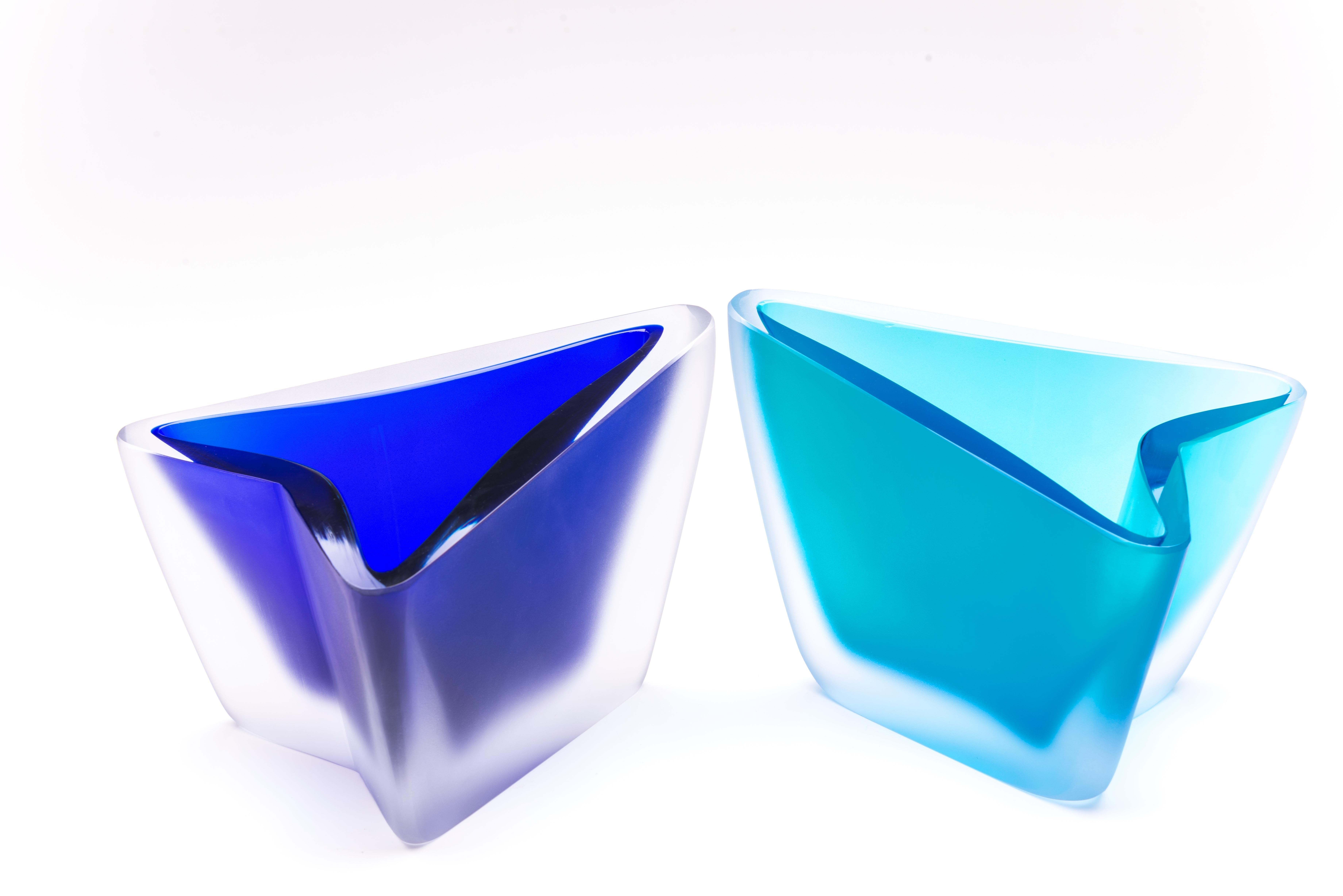 Contemporary 21st Century Alessandro Mendini Freccia Small Vase in Murano Glass Ocean Blue For Sale