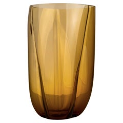 XXI secolo Alessandro Mendini Vaso grande in vetro di Murano Petalo Ambra
