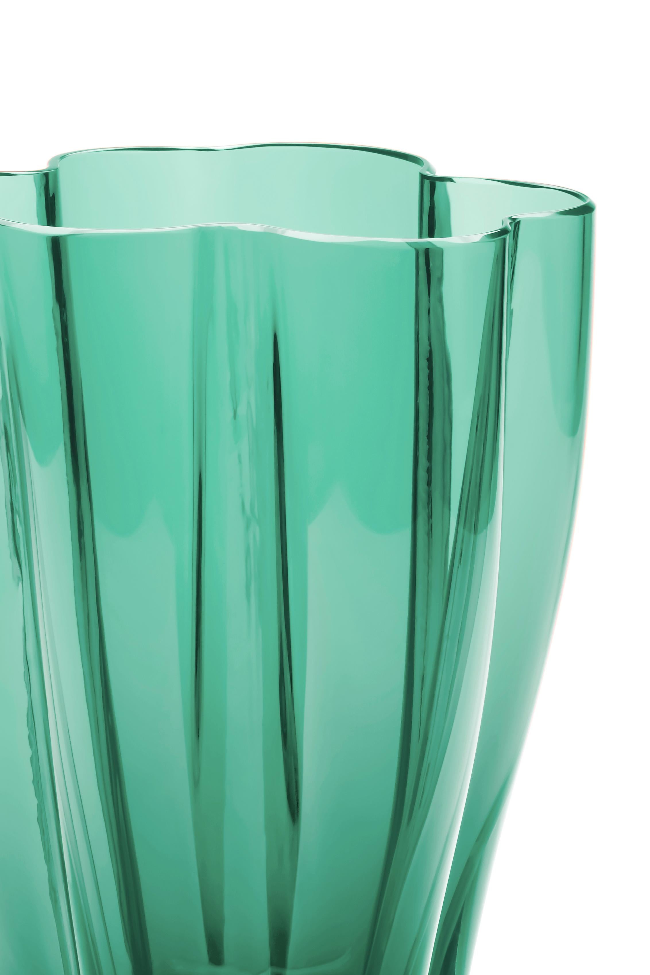 Moderne 21e siècle Alessandro Mendini Petit vase en verre de Murano Vert Emeraude en vente