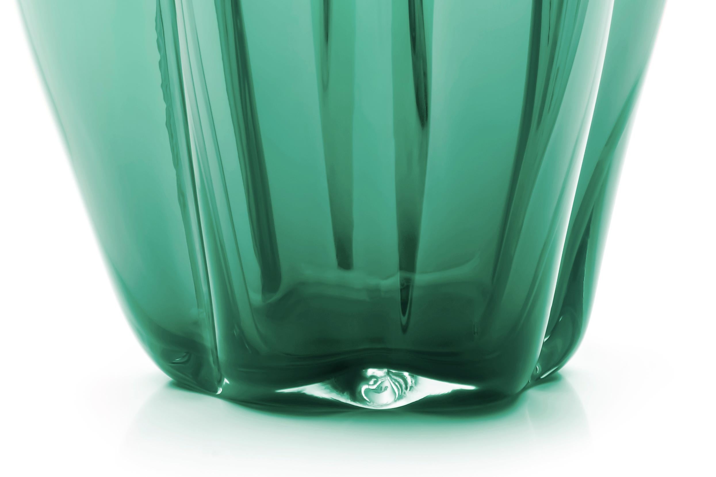 italien 21e siècle Alessandro Mendini Petit vase en verre de Murano Vert Emeraude en vente