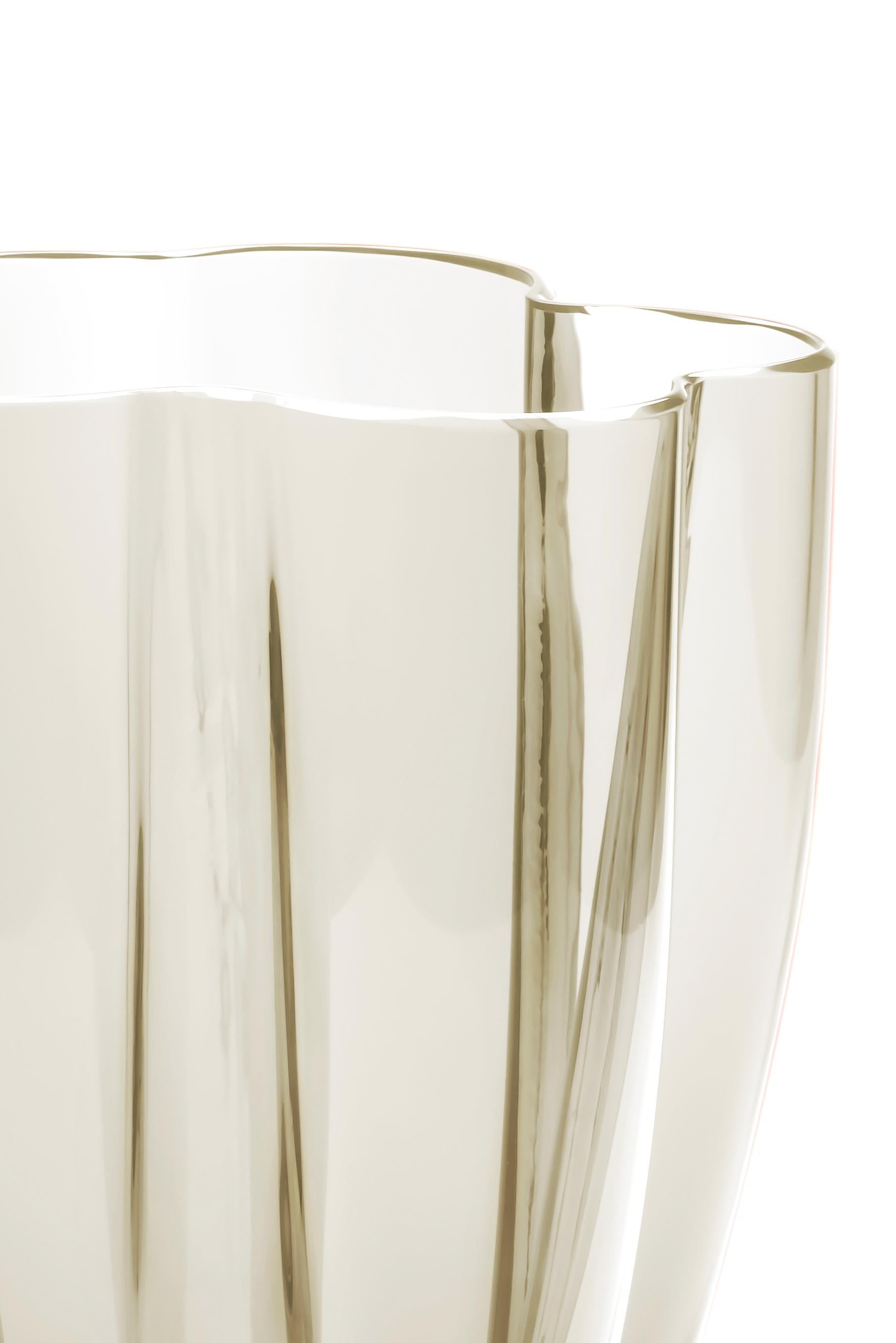 Moderne 21st Century Alessandro Mendini Murano Glass Small Vase Honey en vente