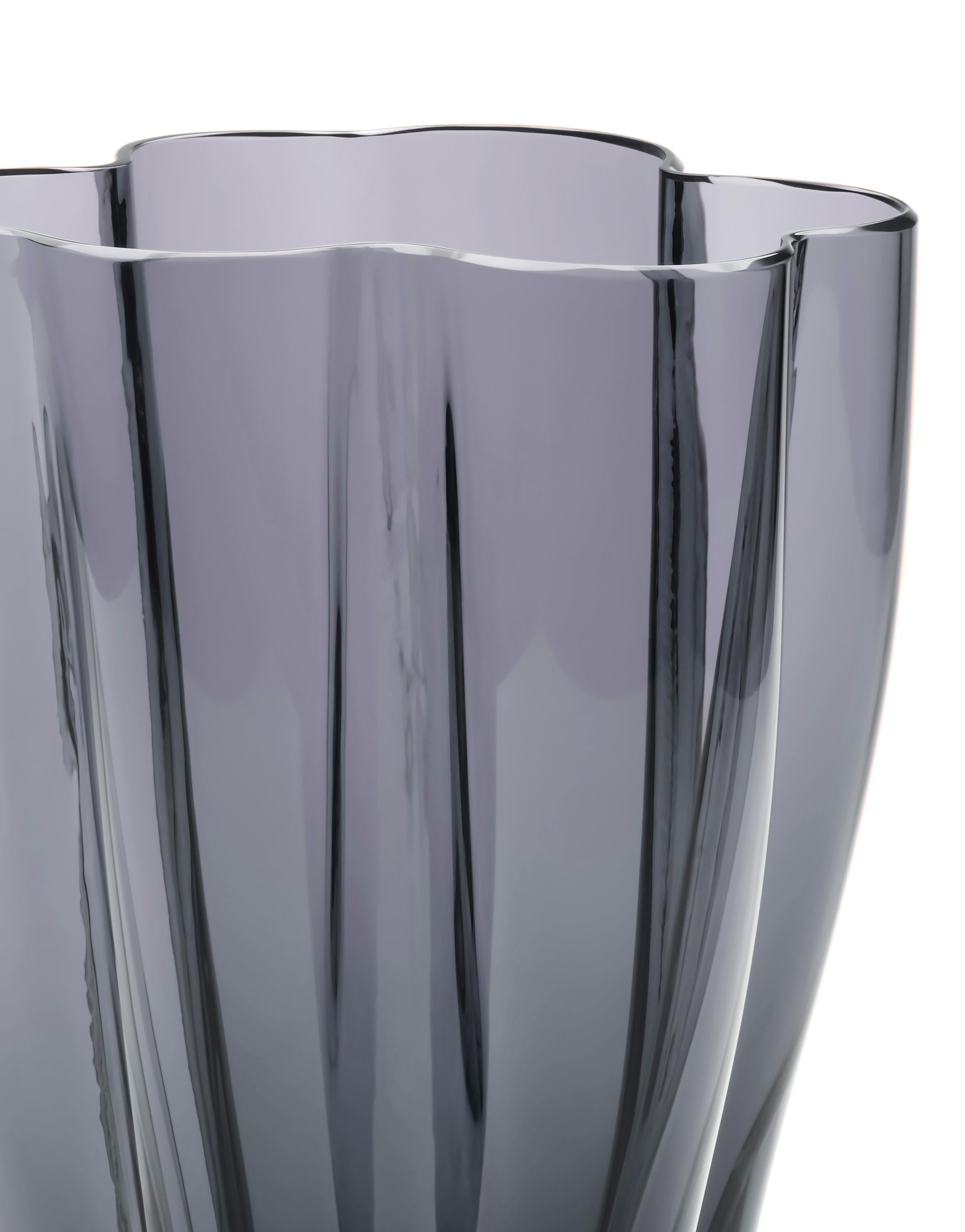 italien 21e siècle Alessandro Mendini Petit vase en verre de Murano Gris acier en vente