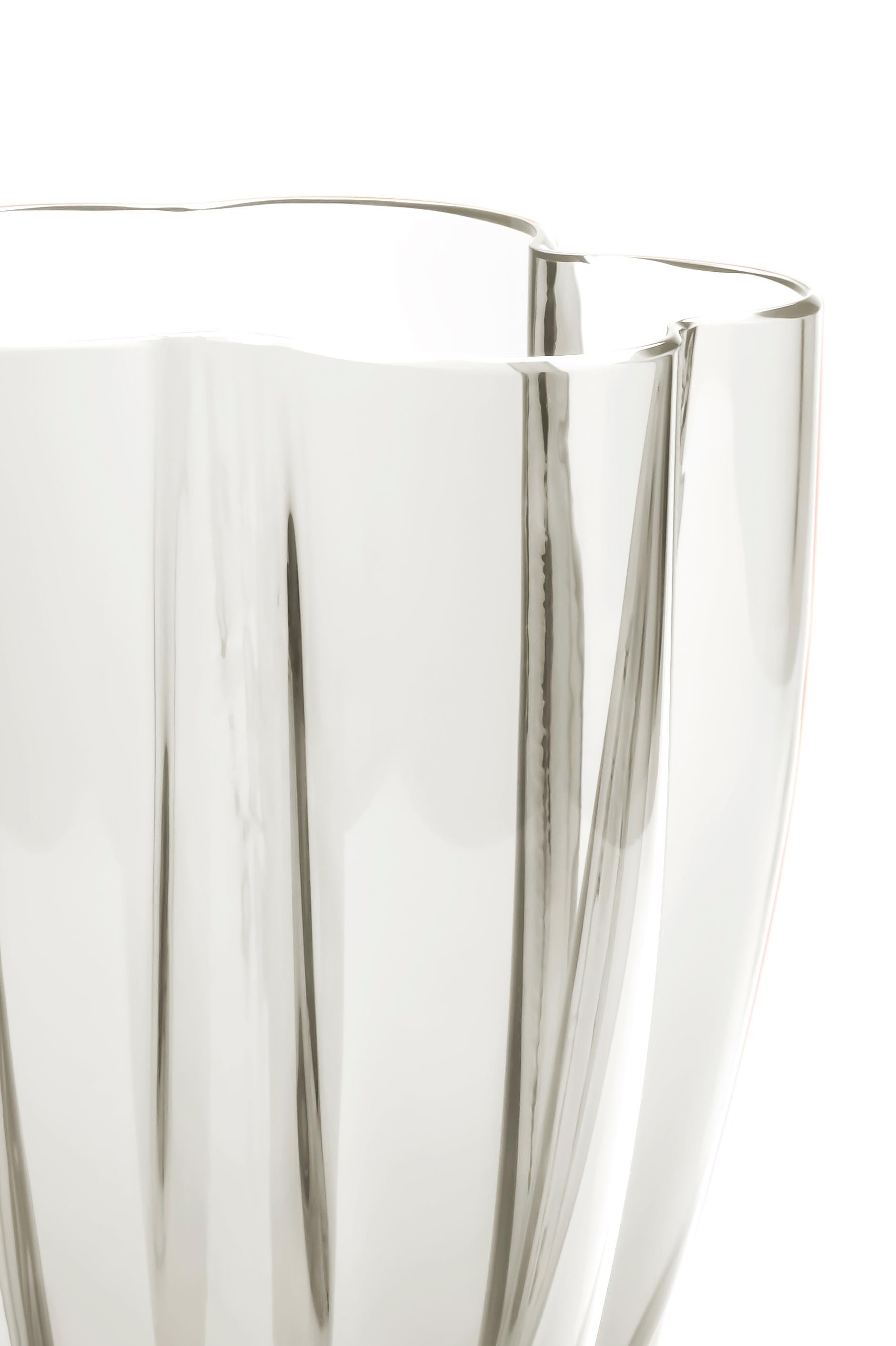 21. Jahrhundert Alessandro Mendini Murano Glas Kleine Vase Weiß (Handgefertigt) im Angebot