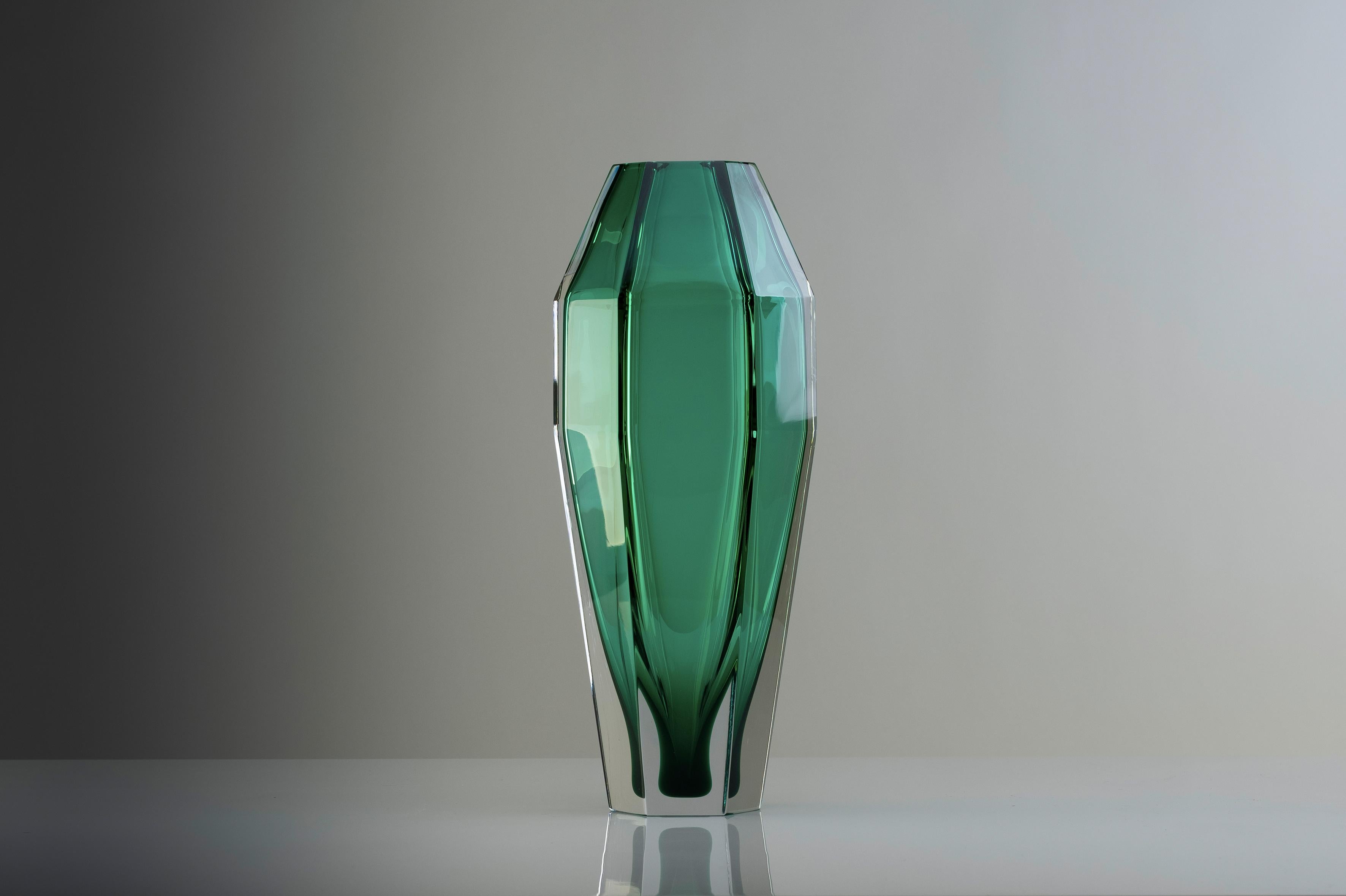 21. Jahrhundert 21. Jahrhundert Mendini Gemello Murano Transparente Vase Smaragdgrün im Zustand „Neu“ im Angebot in Brembate di Sopra (BG), IT