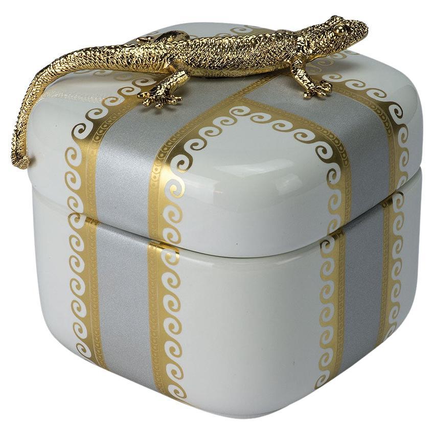 21st Century, Animal Box Collection, Porcelain Box with Golden Bronze Geko For Sale