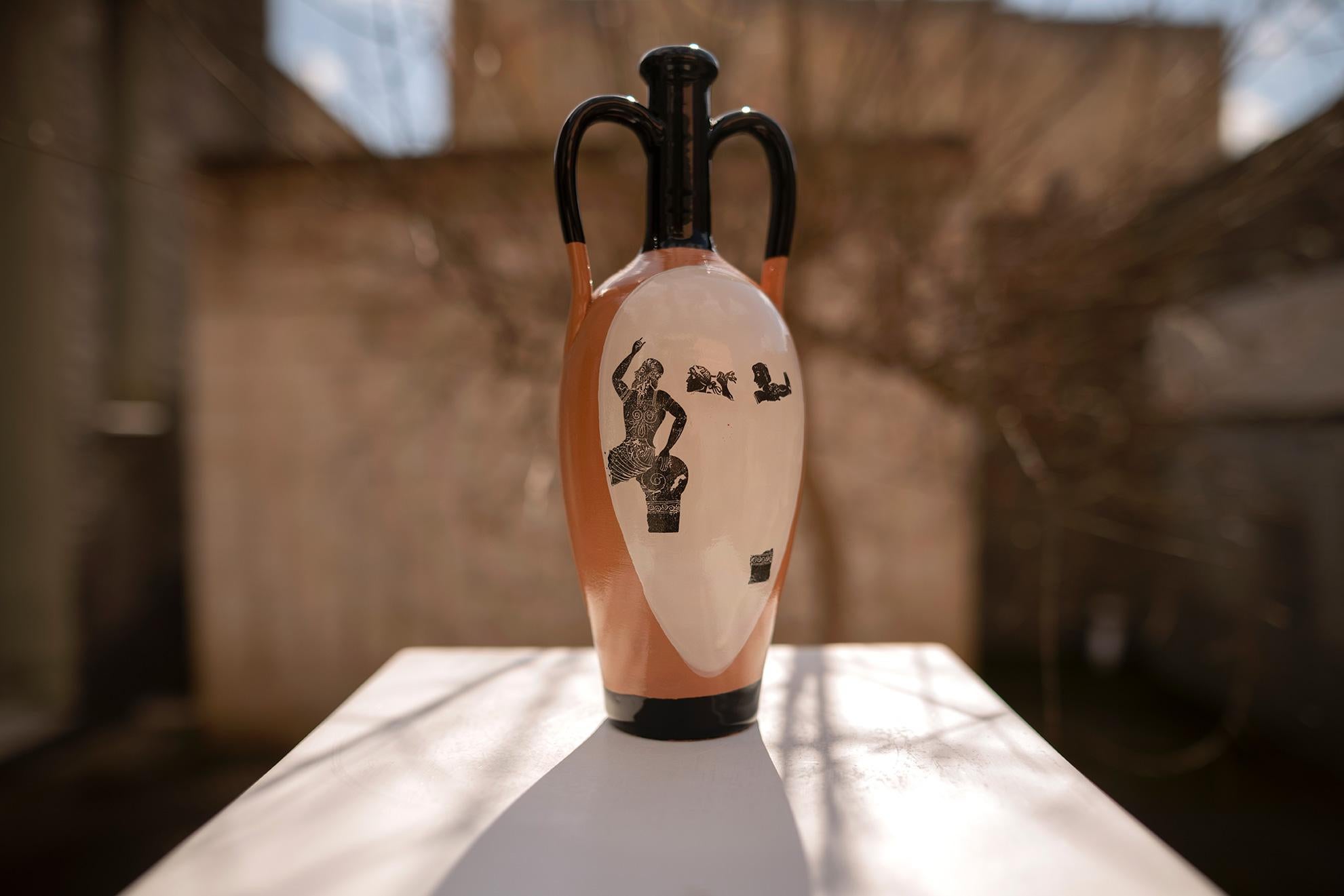 Modern 21st Century Apulian Ceramic Amphorae Kiasmo by Vincenzo D'alba For Sale