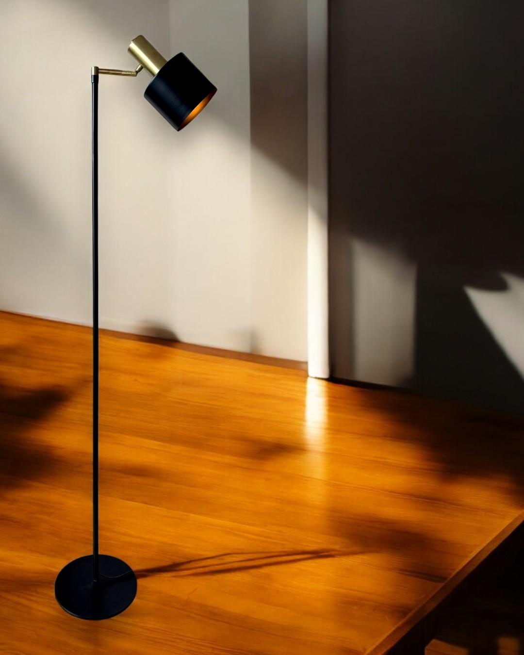 XXIe siècle et contemporain Lampadaire Arinna du 21e siècle en vente