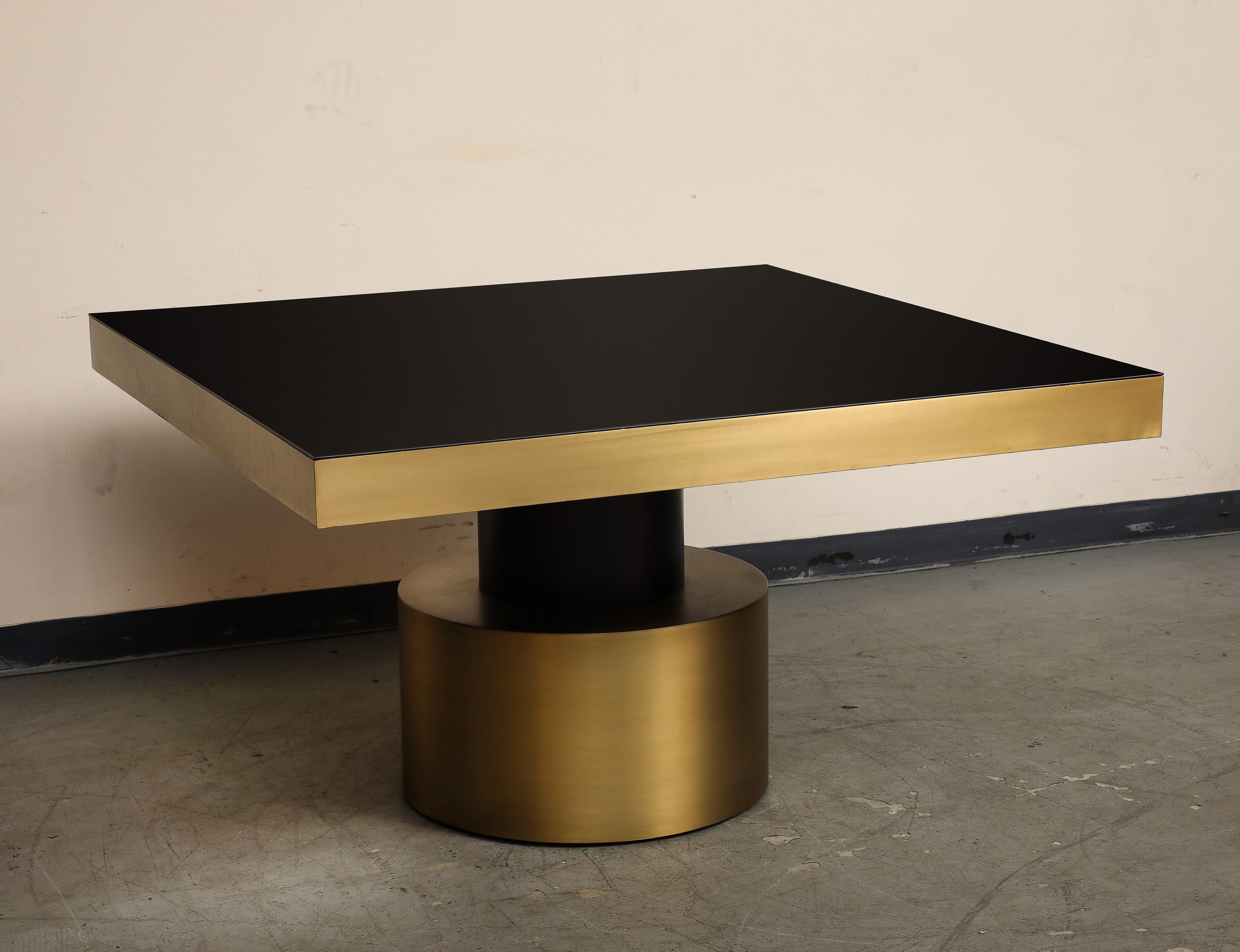European 21st Century Art Deco Antique Brass and Black Lacquered Wood Rio Dining Table For Sale