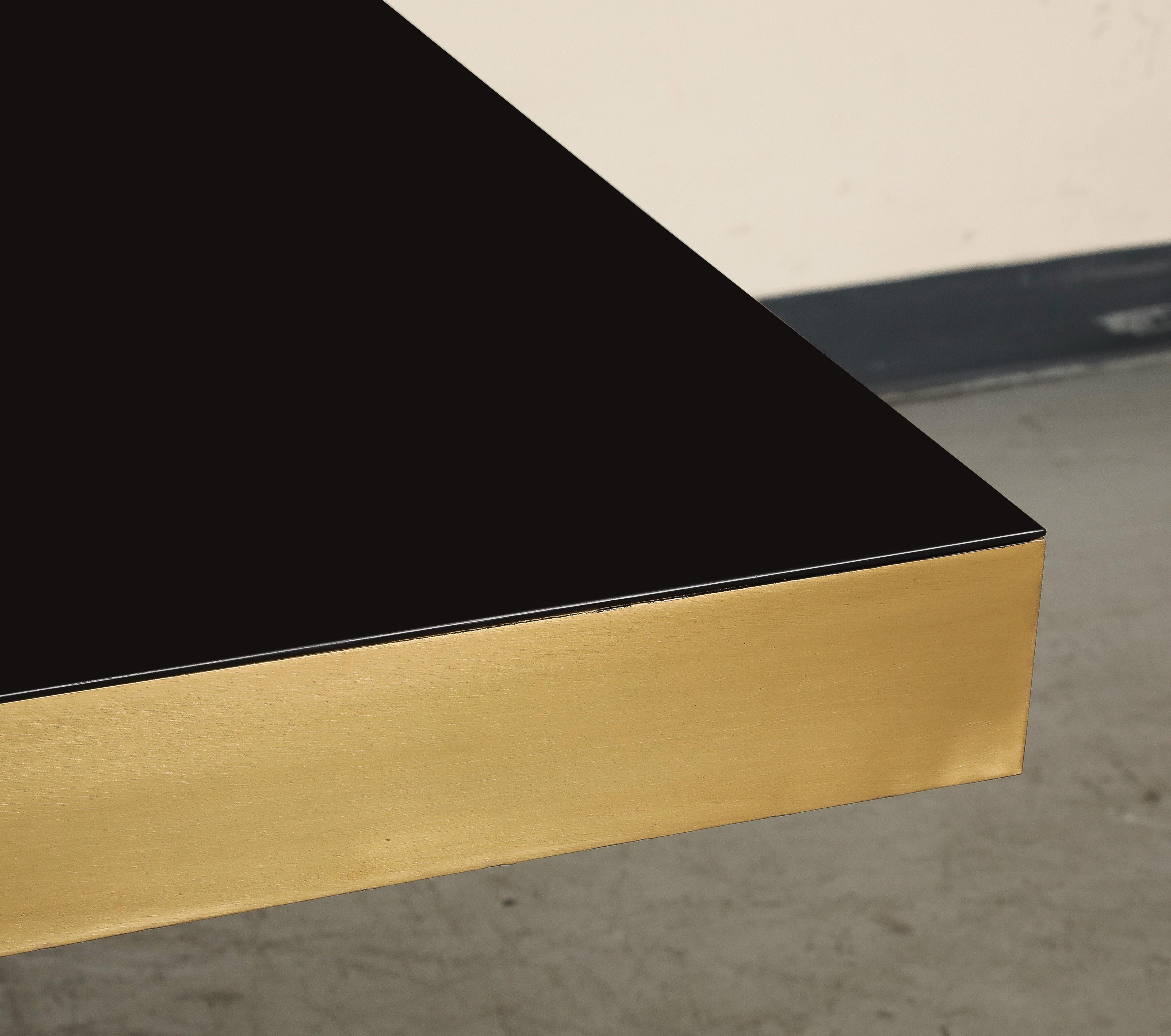 21st Century Art Deco Antique Brass and Black Lacquered Wood Rio Dining Table For Sale 1