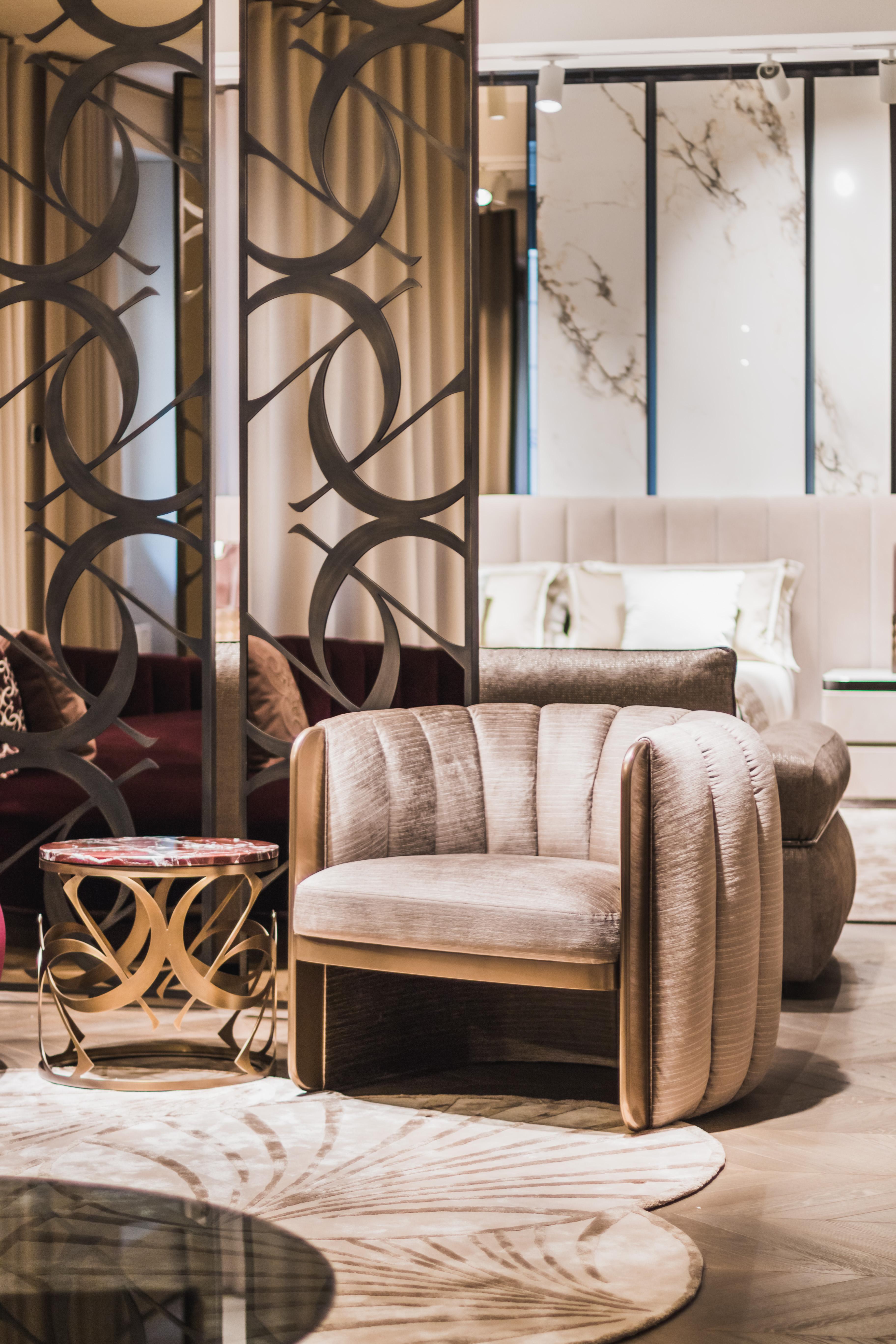 21. Jahrhundert Art Déco Elie Saab Maison Roter Marmor Monogramm Couchtisch, Italien im Angebot 3