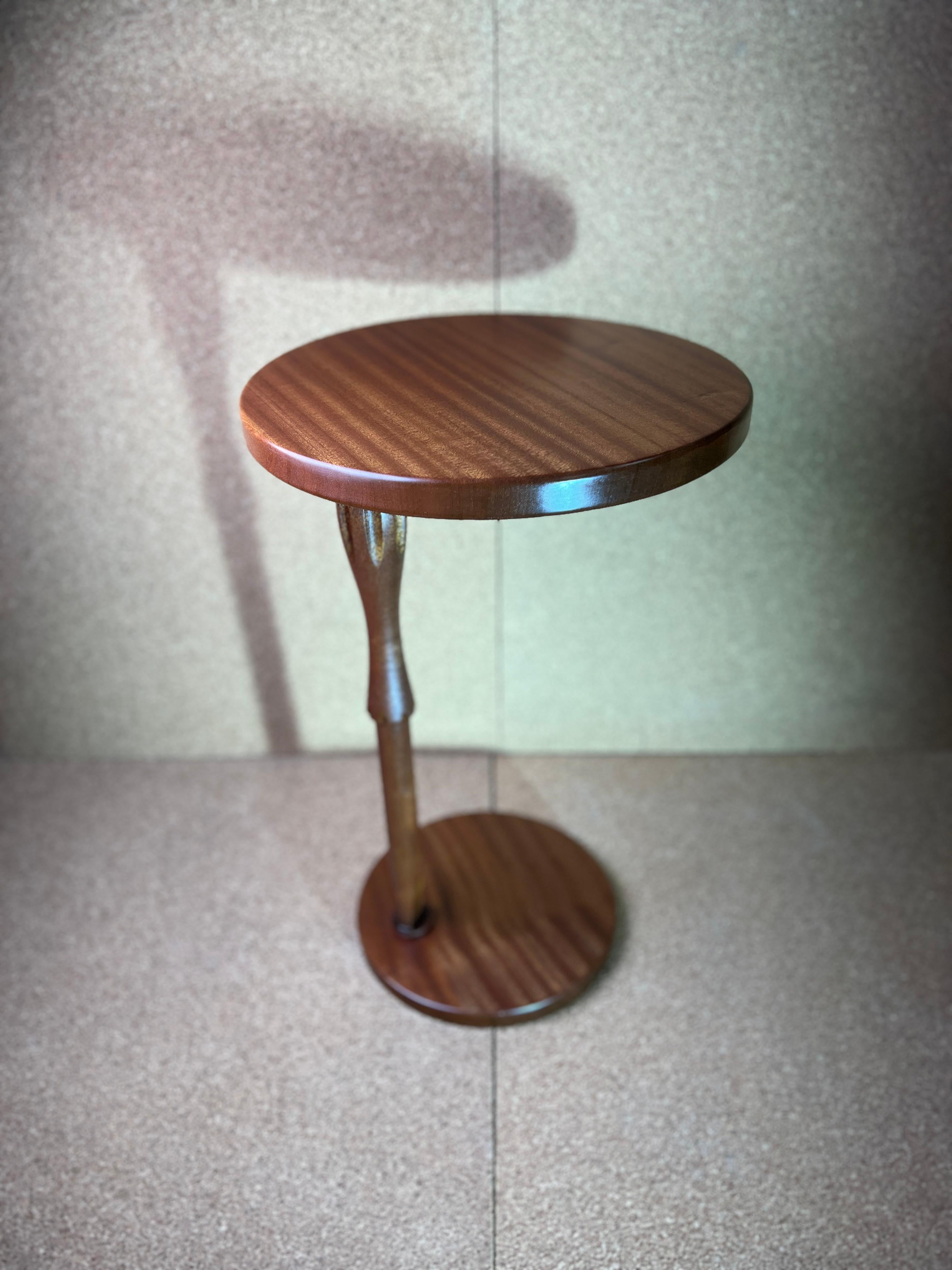 Joinery Modern Couch Side Table from Solid Sapele wood C shaped slideable table in stock For Sale