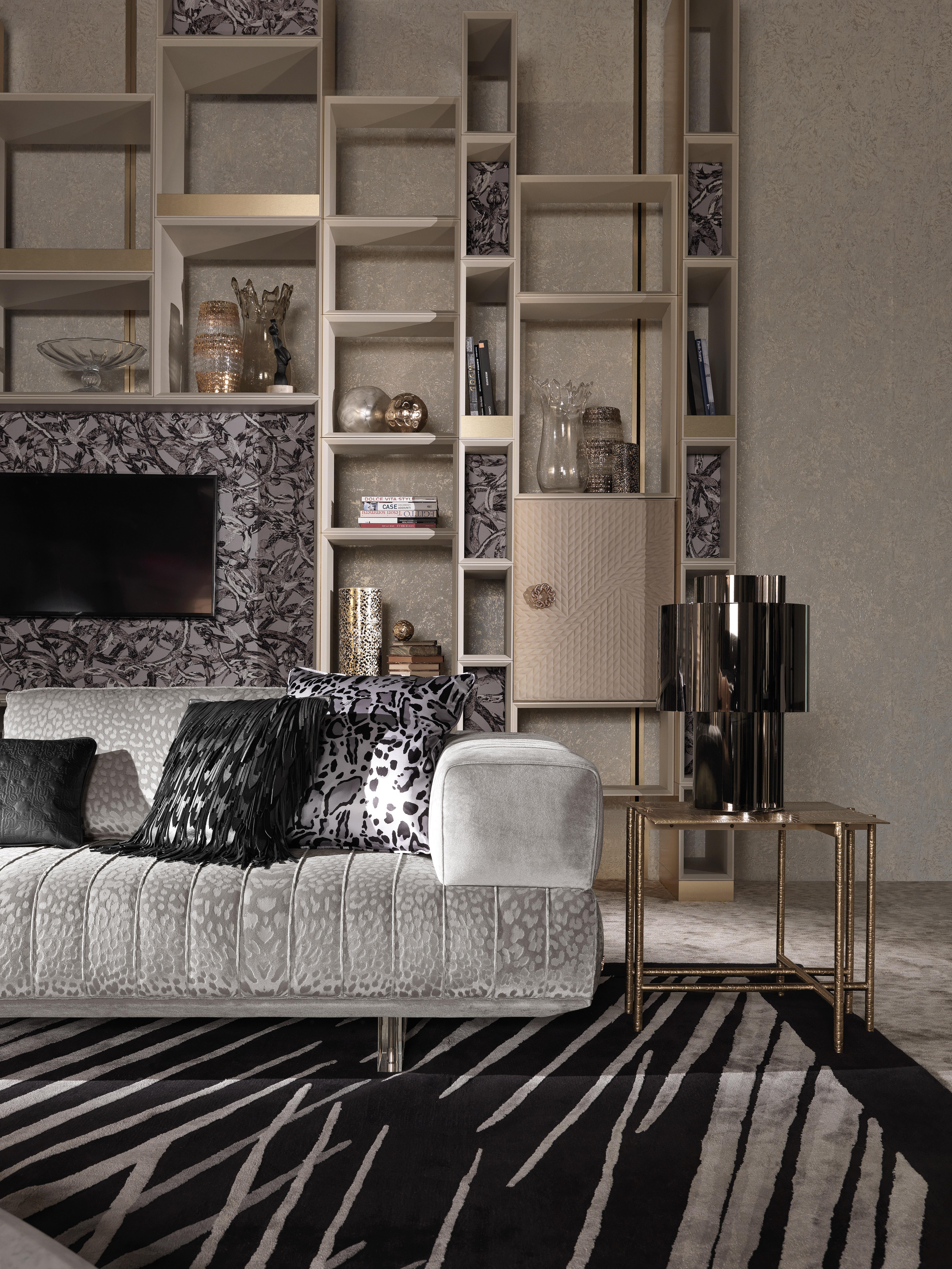 Contemporary 21st Century Aruba Modular Sofa in Fabric by Roberto Cavalli Home Interiors For Sale