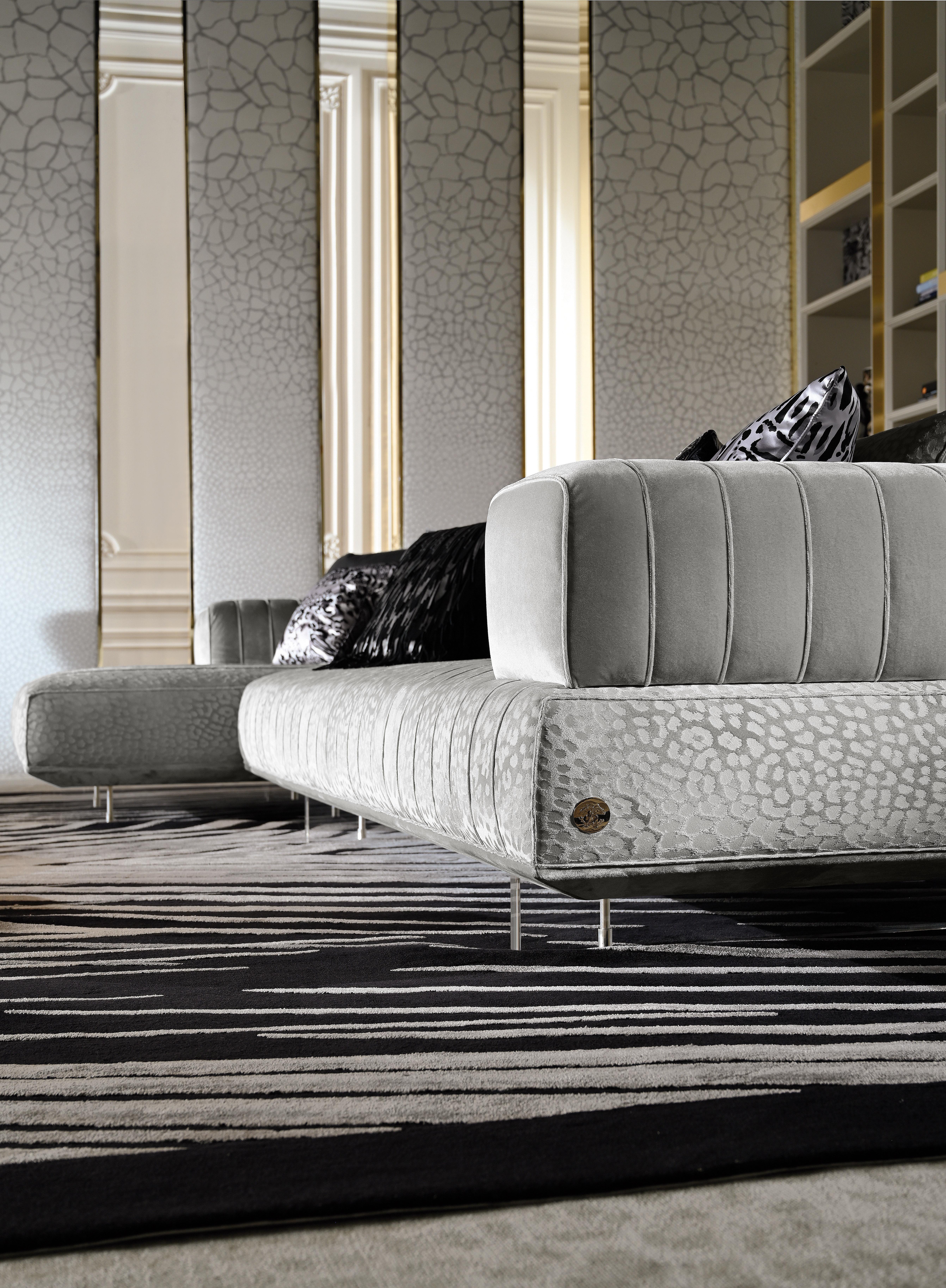 Foam 21st Century Aruba Modular Sofa in Fabric by Roberto Cavalli Home Interiors For Sale