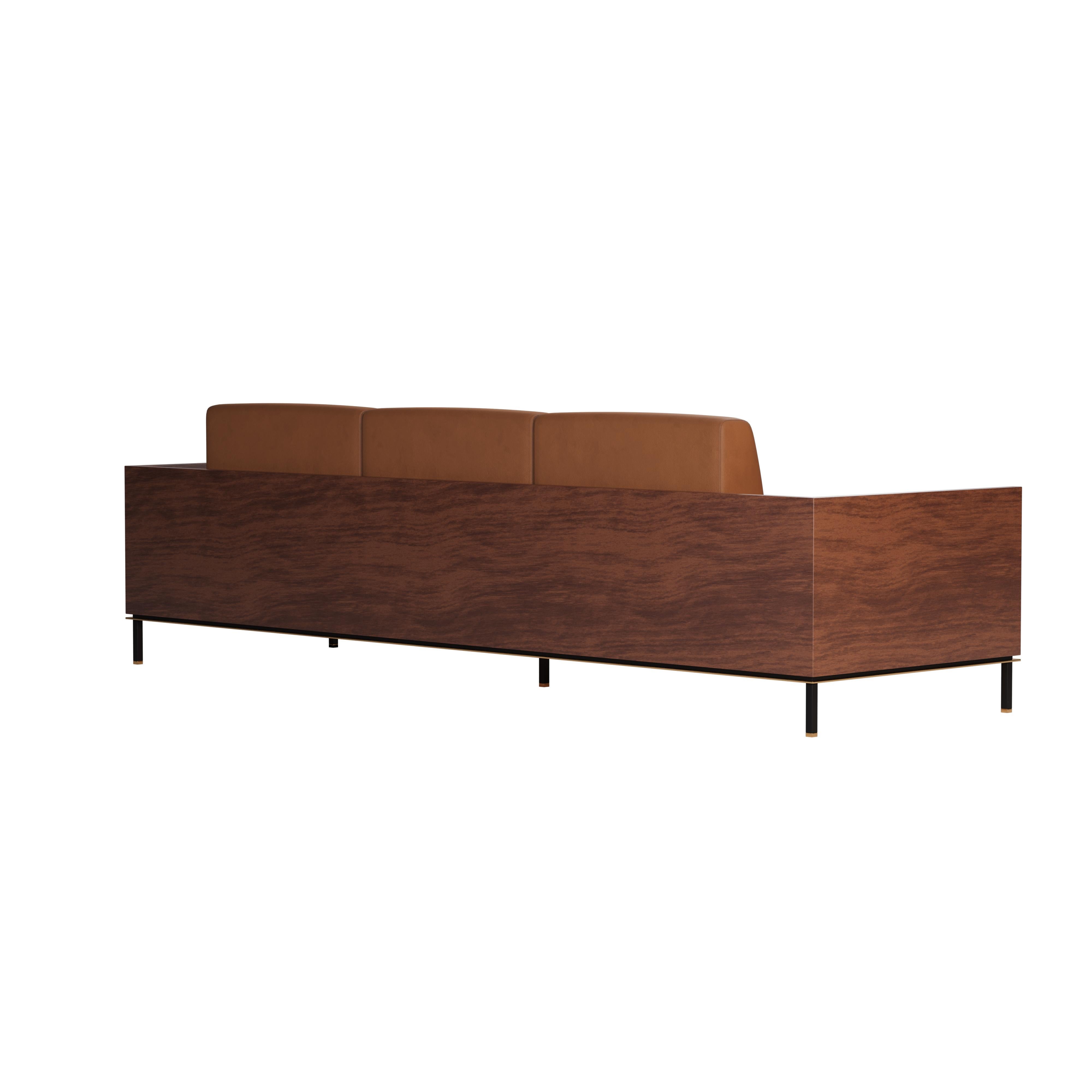 21st century Asheville I Sofa Smoked Walnut Leather Suede Brushed Brass For Sale 2