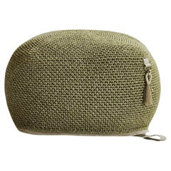 Pouf asiatique du 21e siècle fait à la main en vert olive pour l'extérieur et l'intérieur