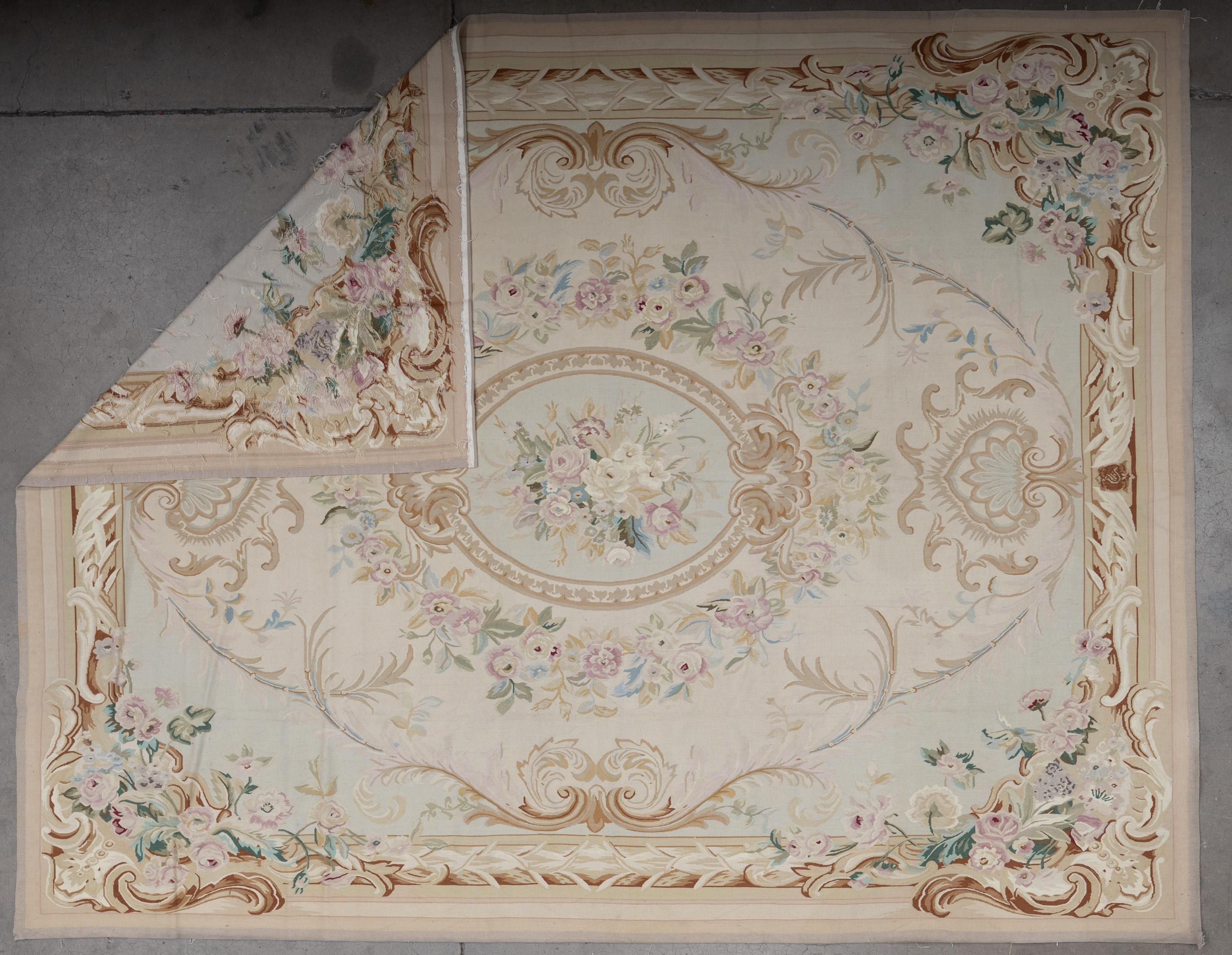 21st Century Aubusson Rug In New Condition For Sale In Paradise Valley, AZ